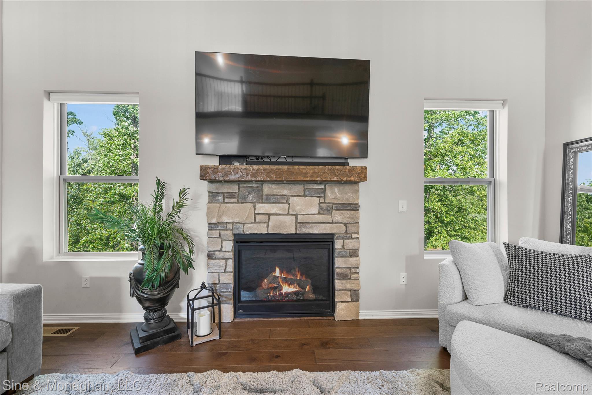 5401 Aberdeen Court