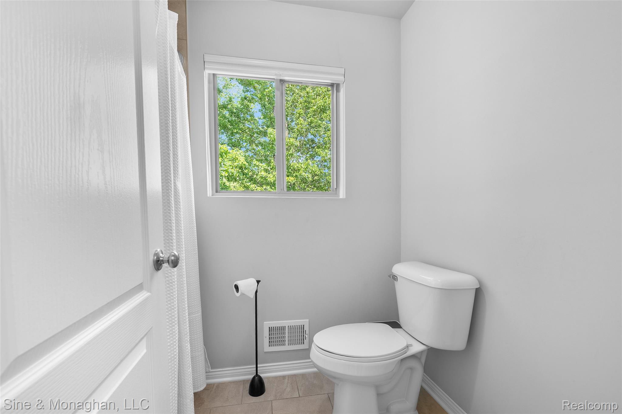 5401 Aberdeen Court