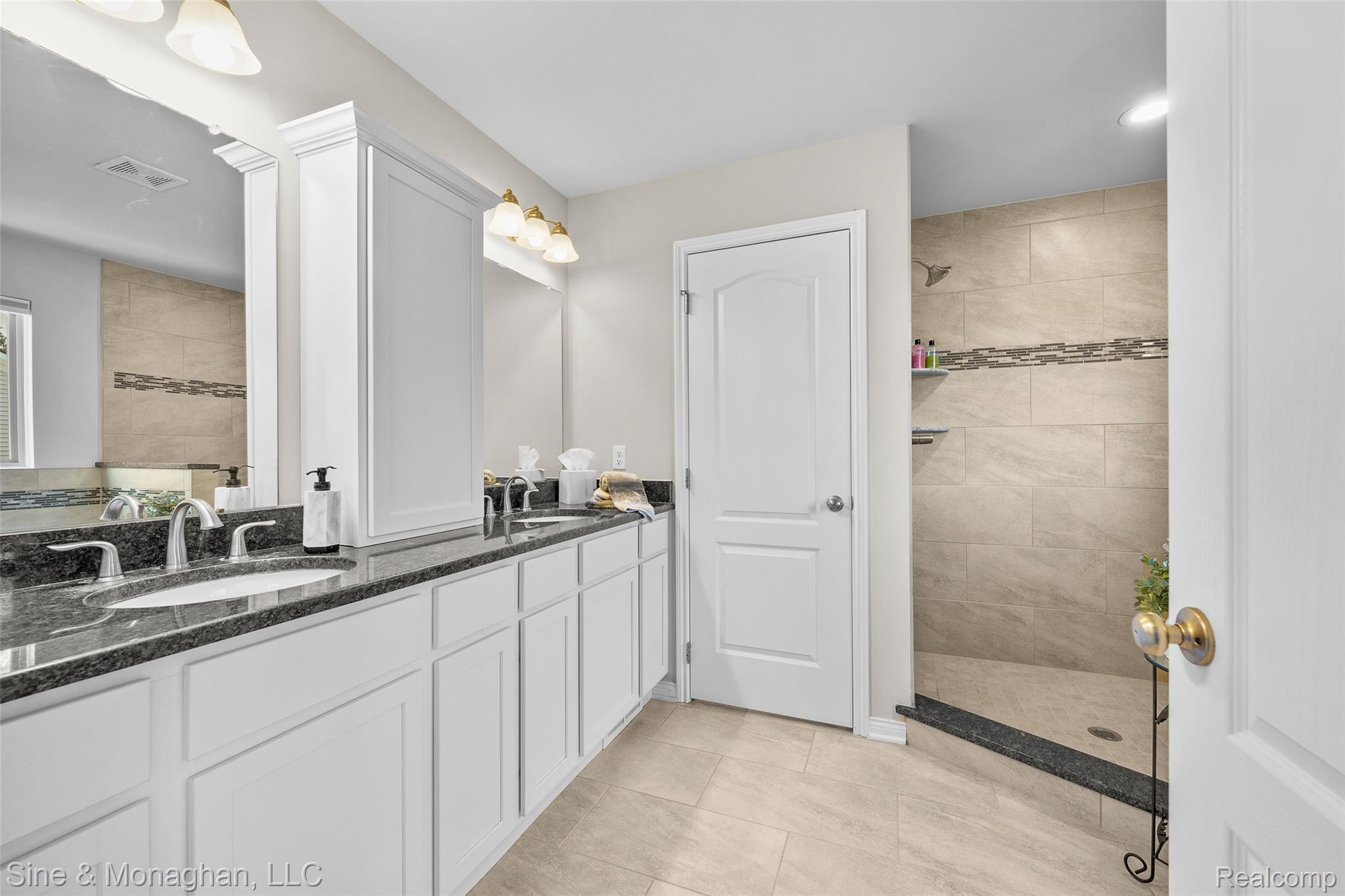 5401 Aberdeen Court