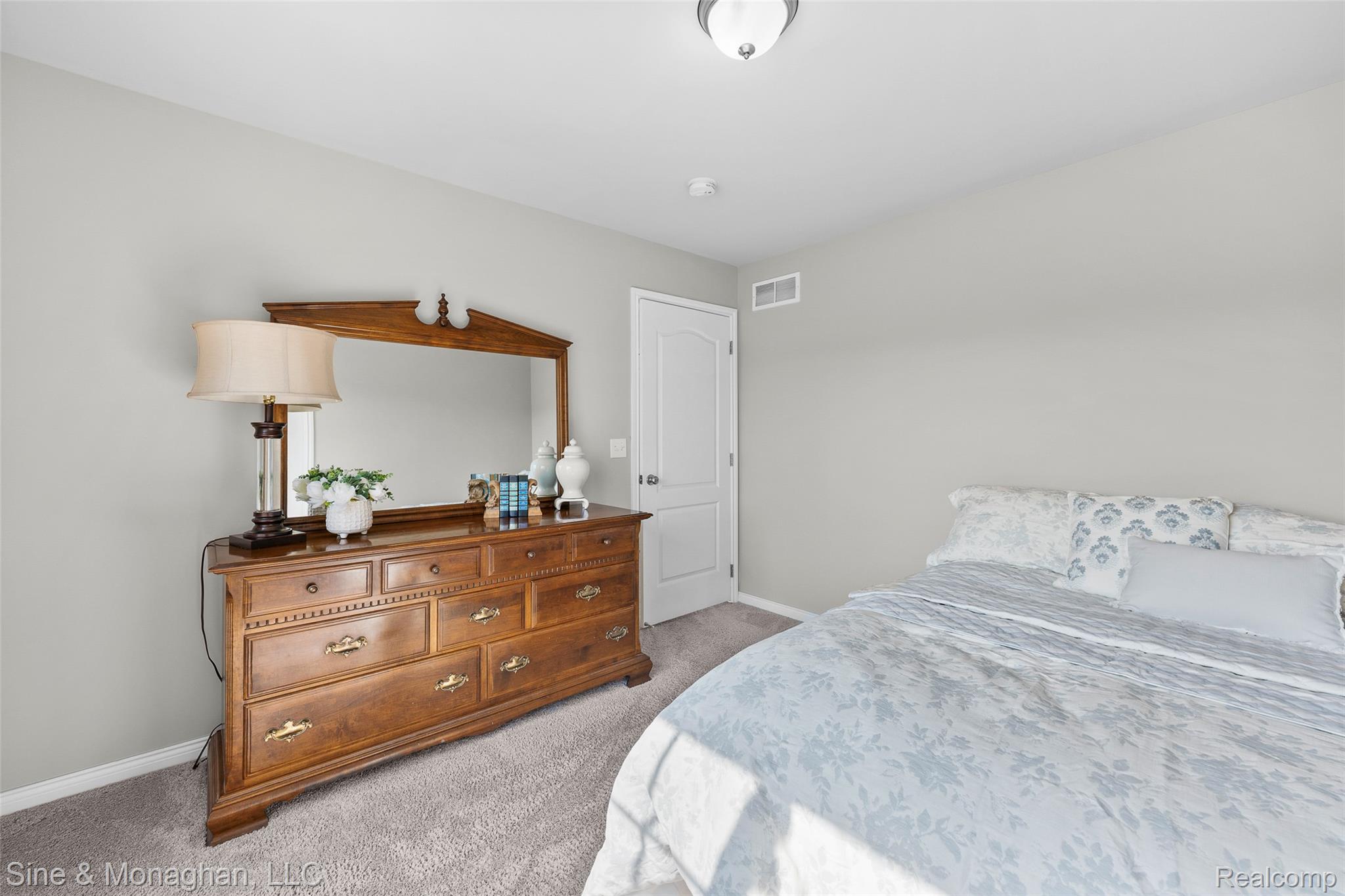 5401 Aberdeen Court