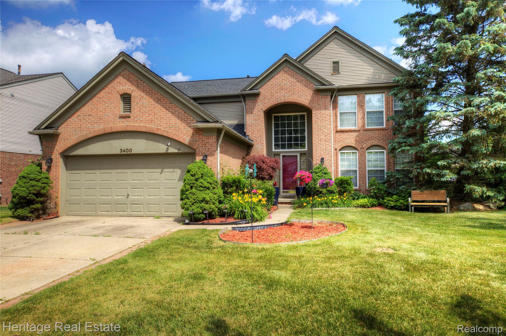 3400 YOSEMITE Drive