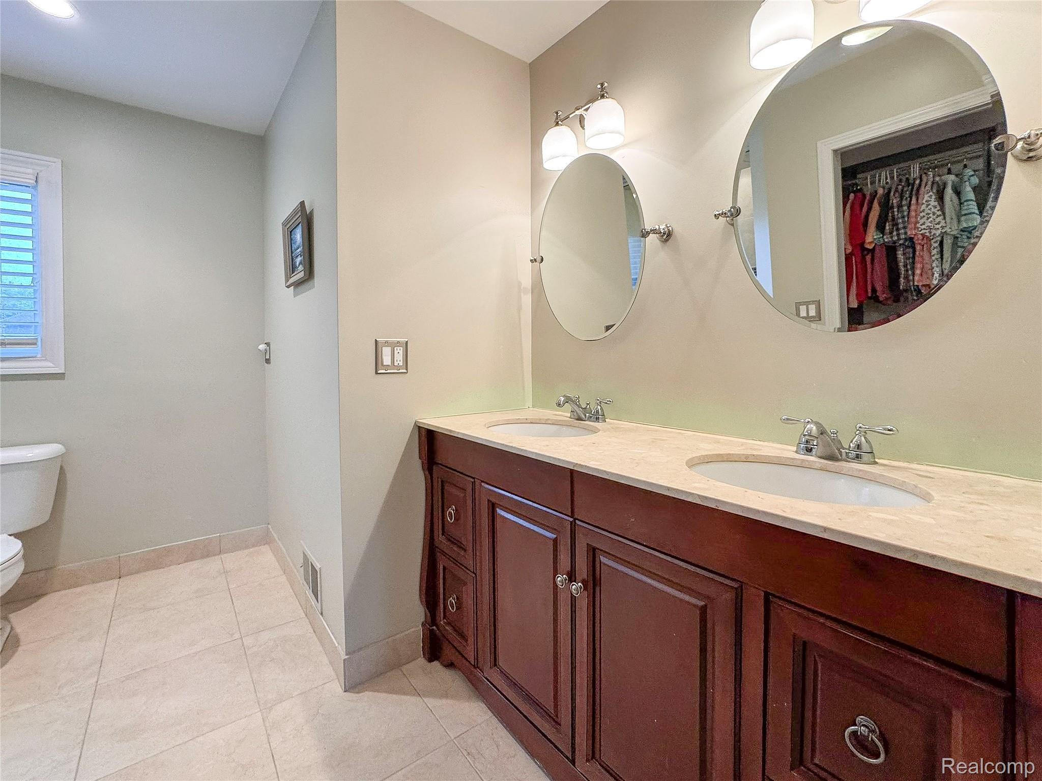 8140 Staghorn Trail