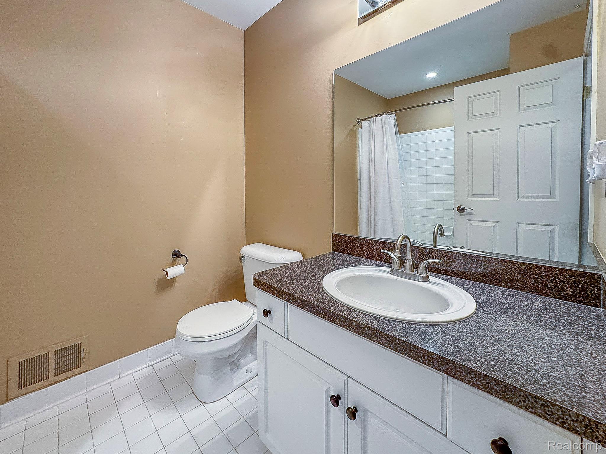 8140 Staghorn Trail