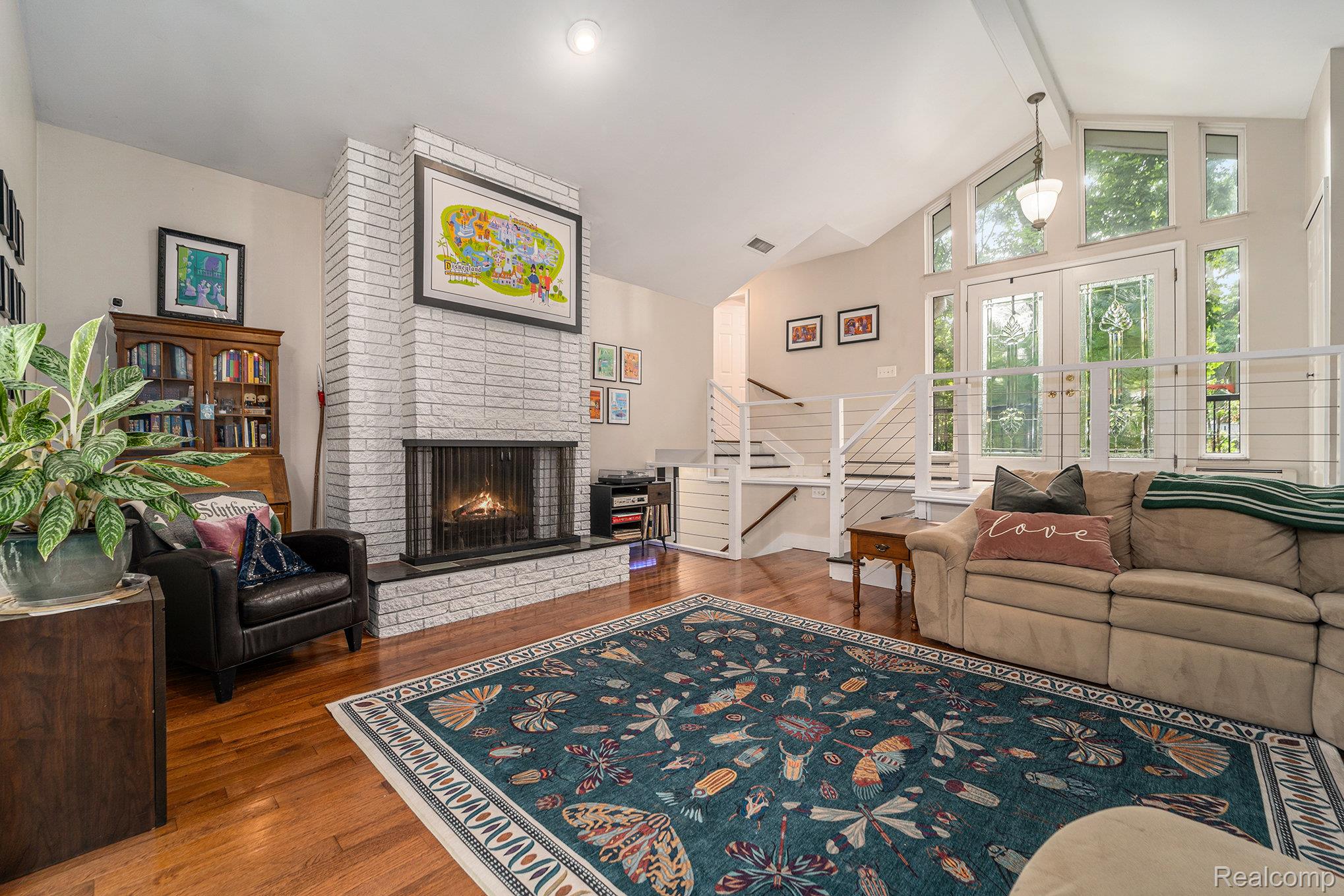 4729 Curtis Lane