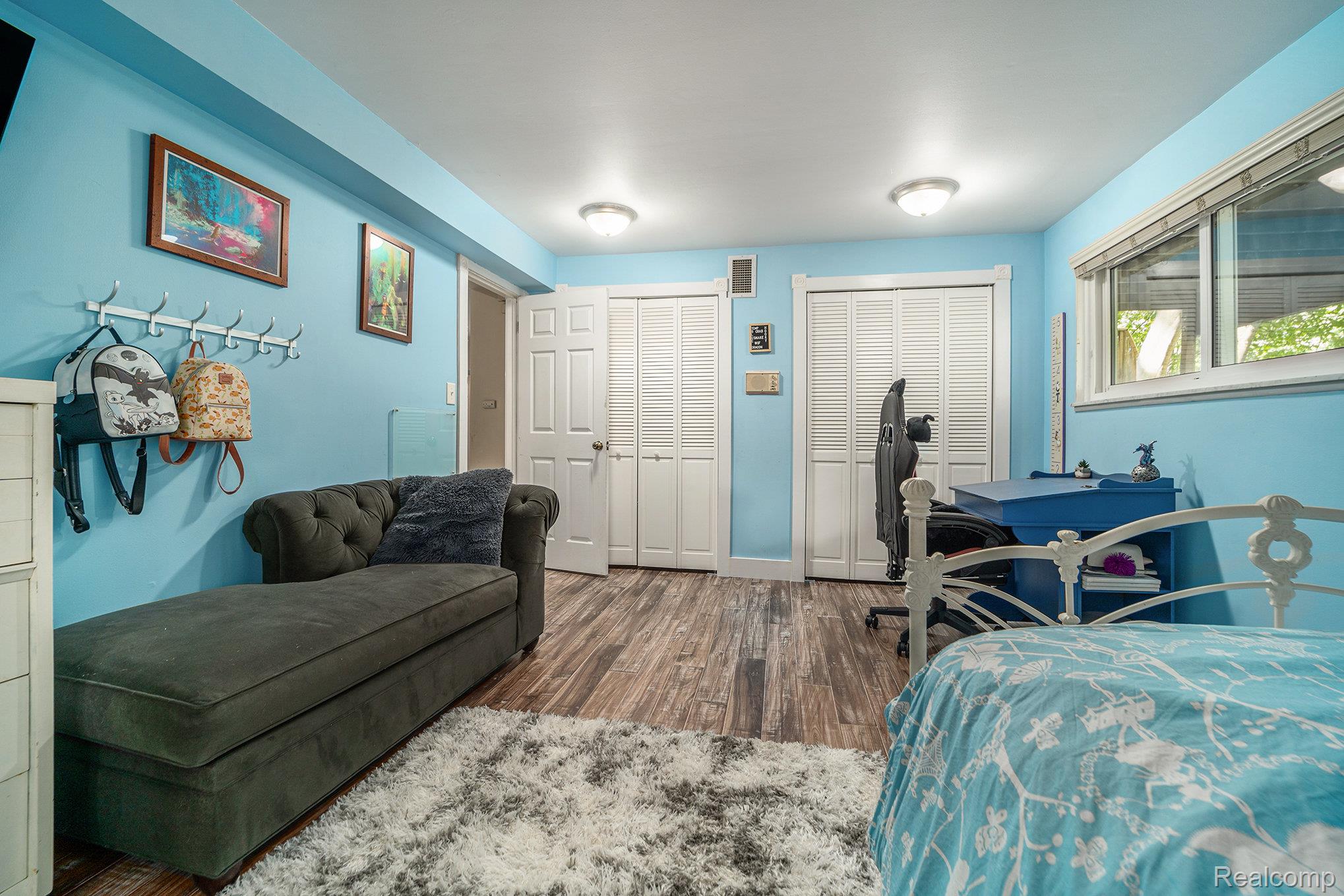 4729 Curtis Lane