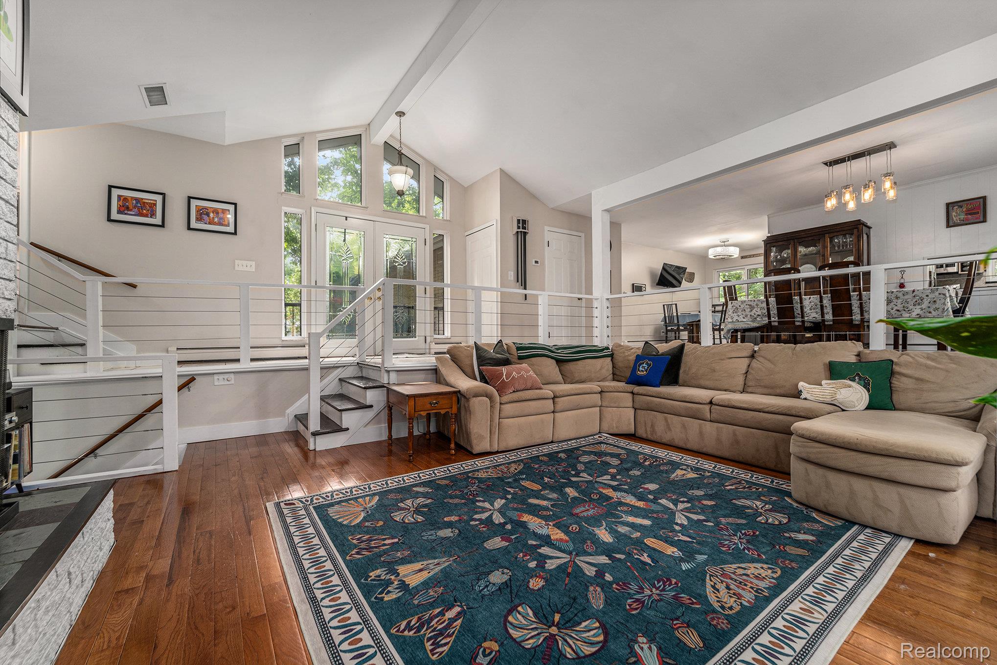 4729 Curtis Lane