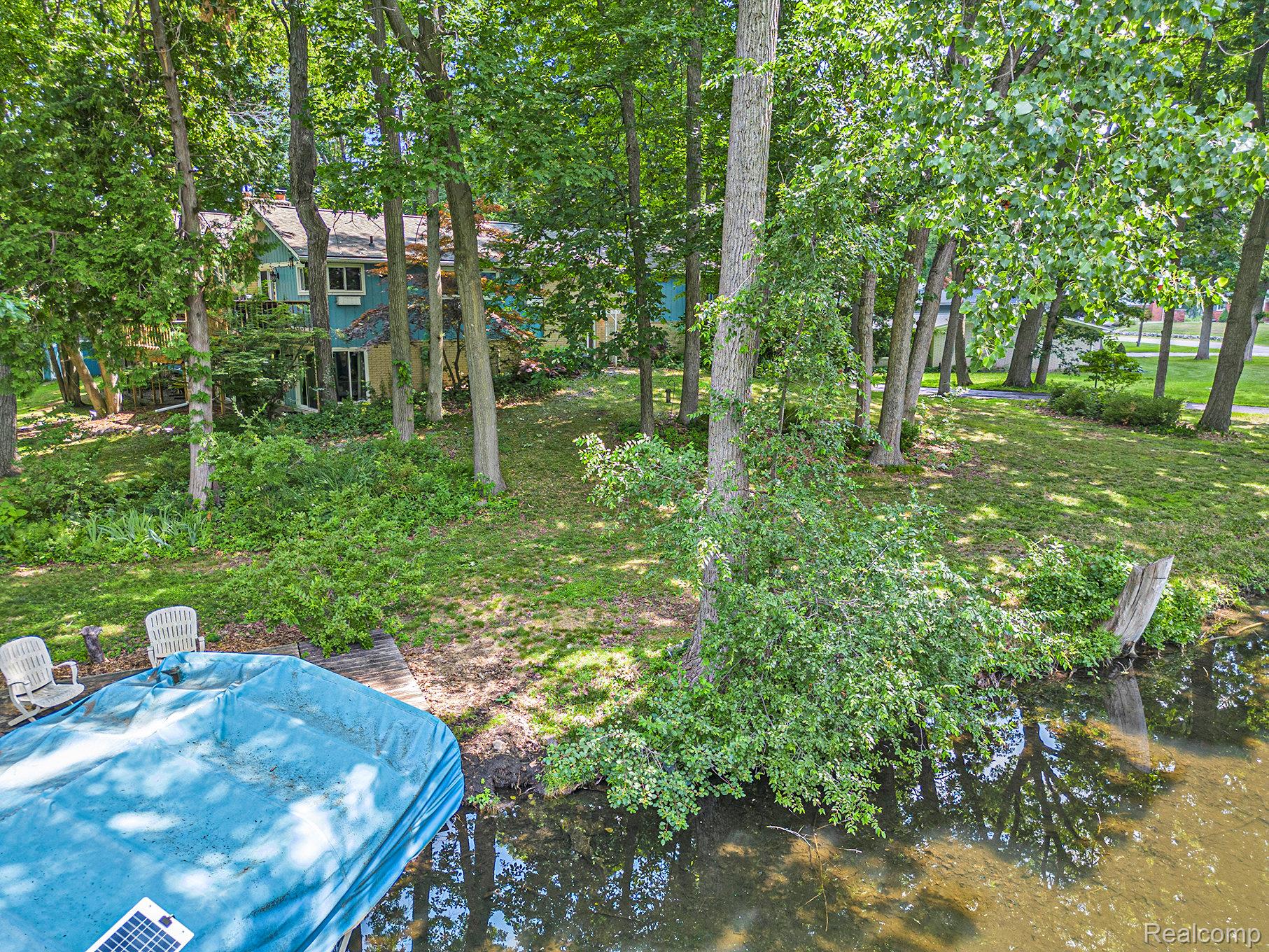 4729 Curtis Lane