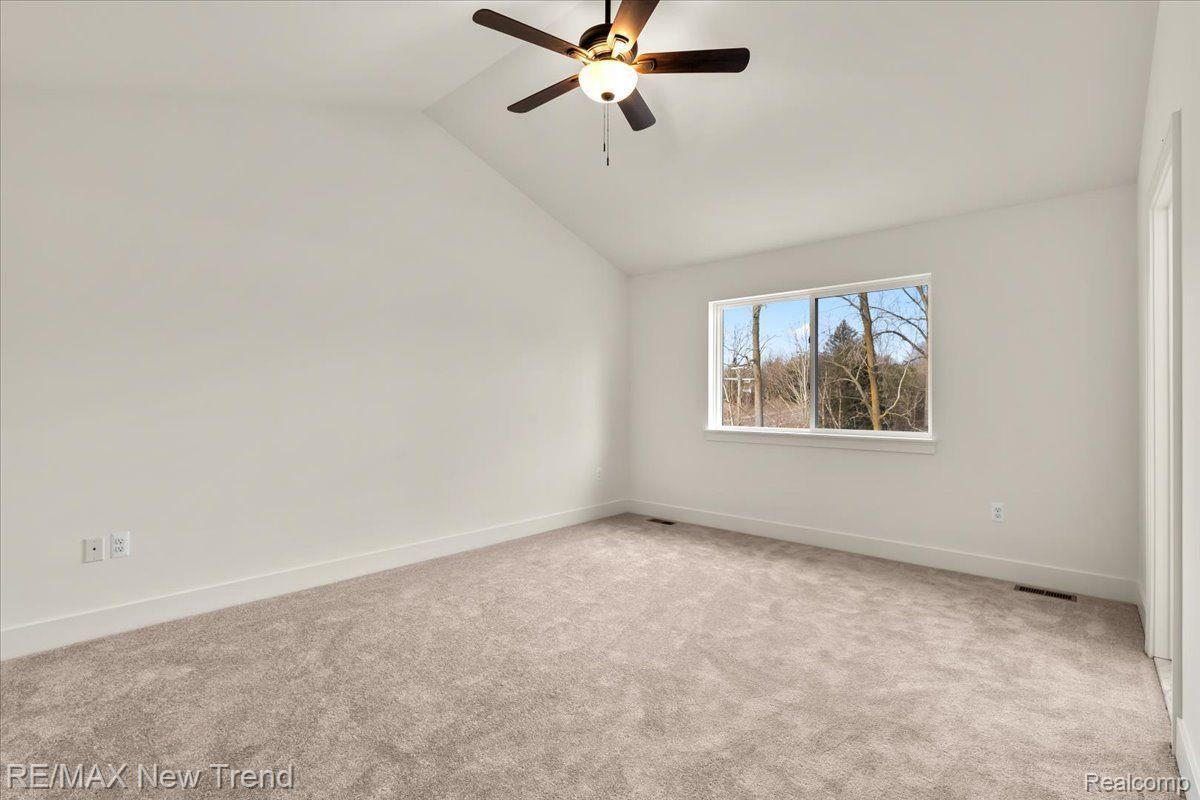 6514 CAMBRIDGE Circle