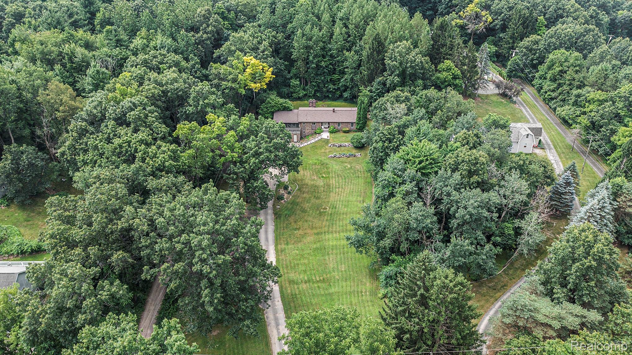 5311 Whipple Lake Road