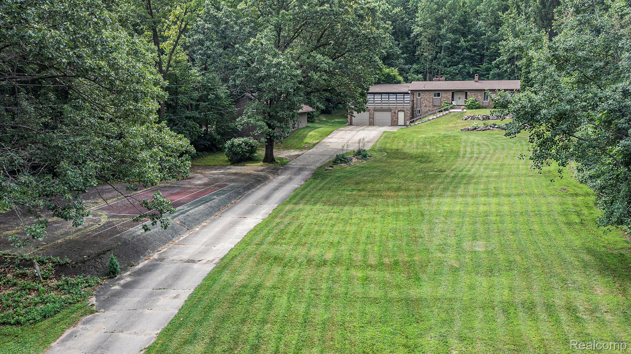 5311 Whipple Lake Road