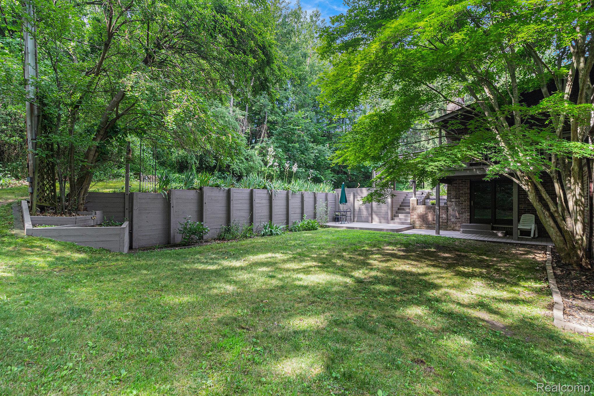 5311 Whipple Lake Road