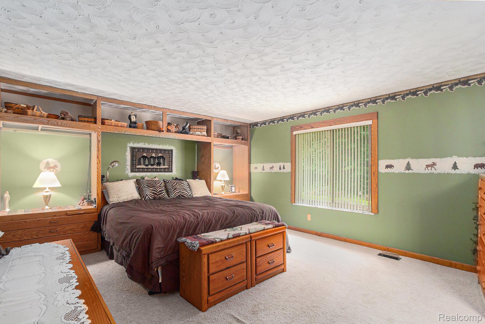 5311 Whipple Lake Road