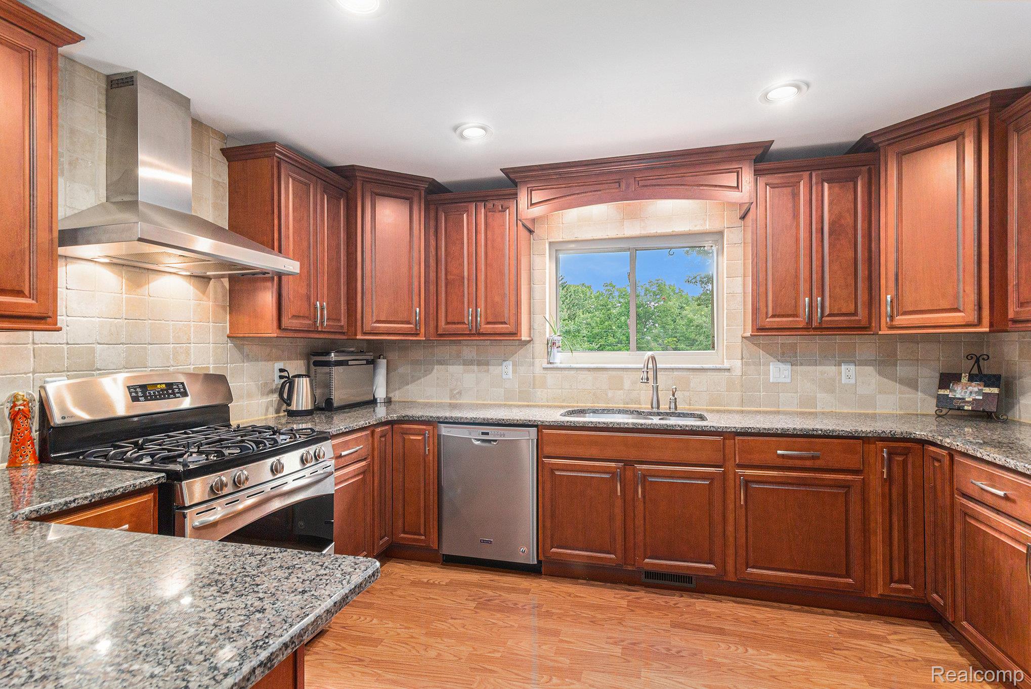 5311 Whipple Lake Road