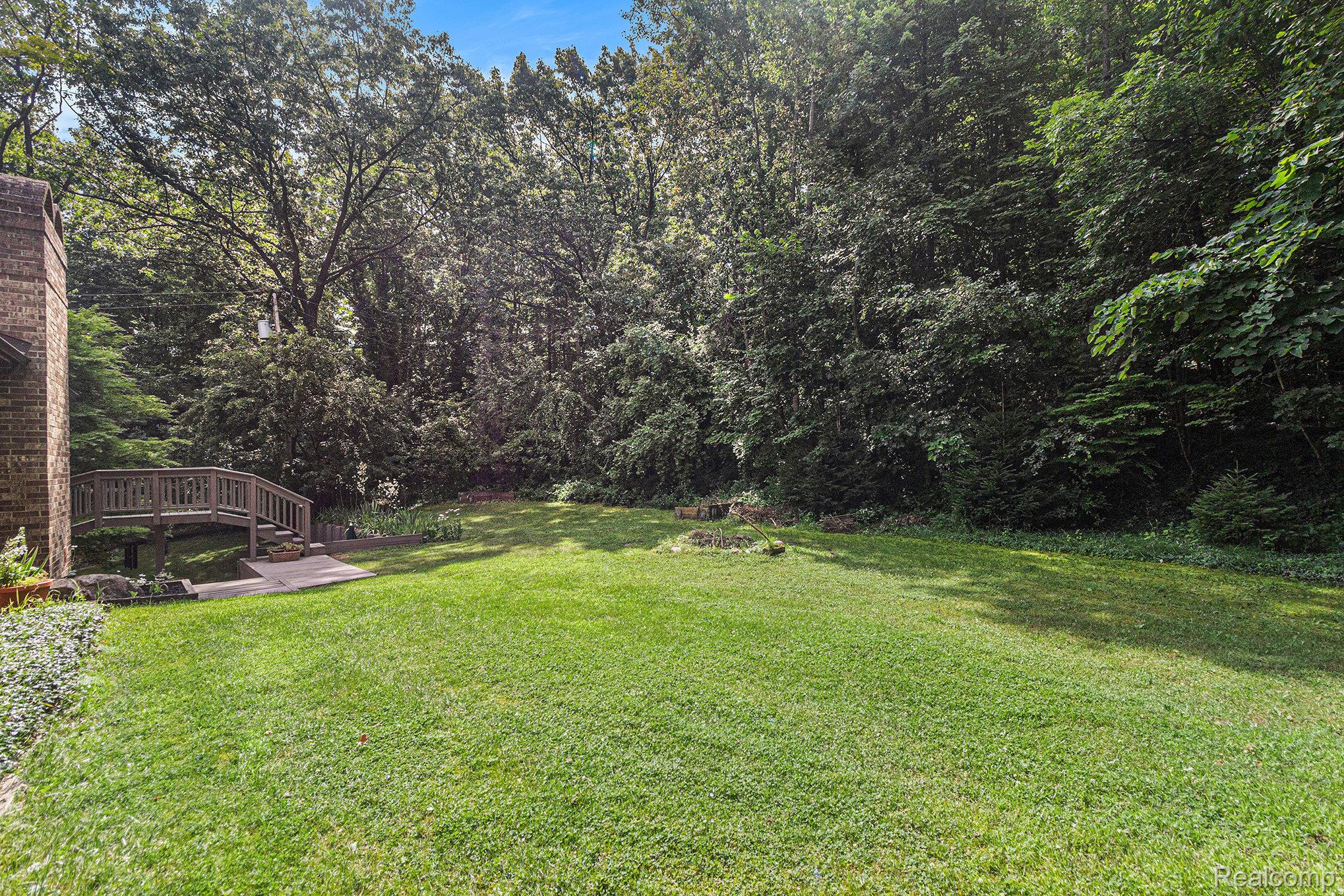 5311 Whipple Lake Road