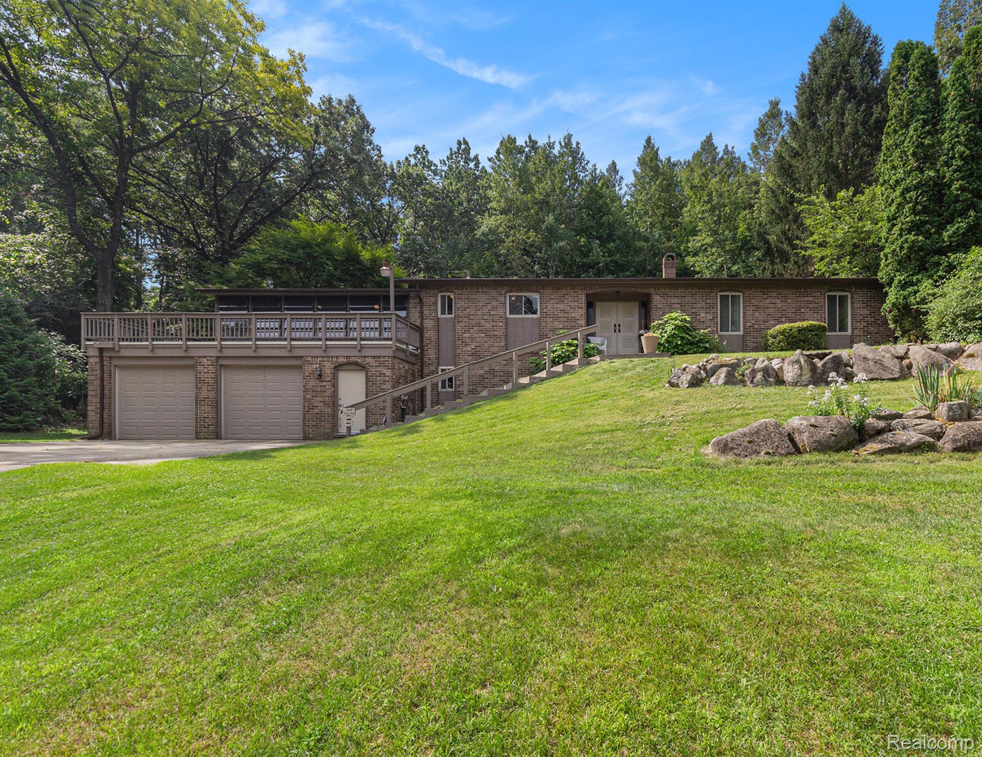5311 Whipple Lake Road