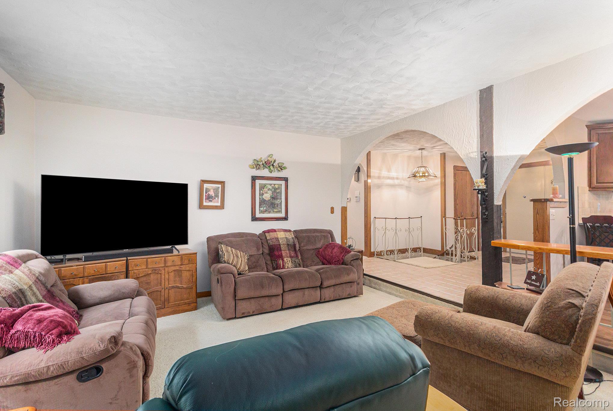 5311 Whipple Lake Road