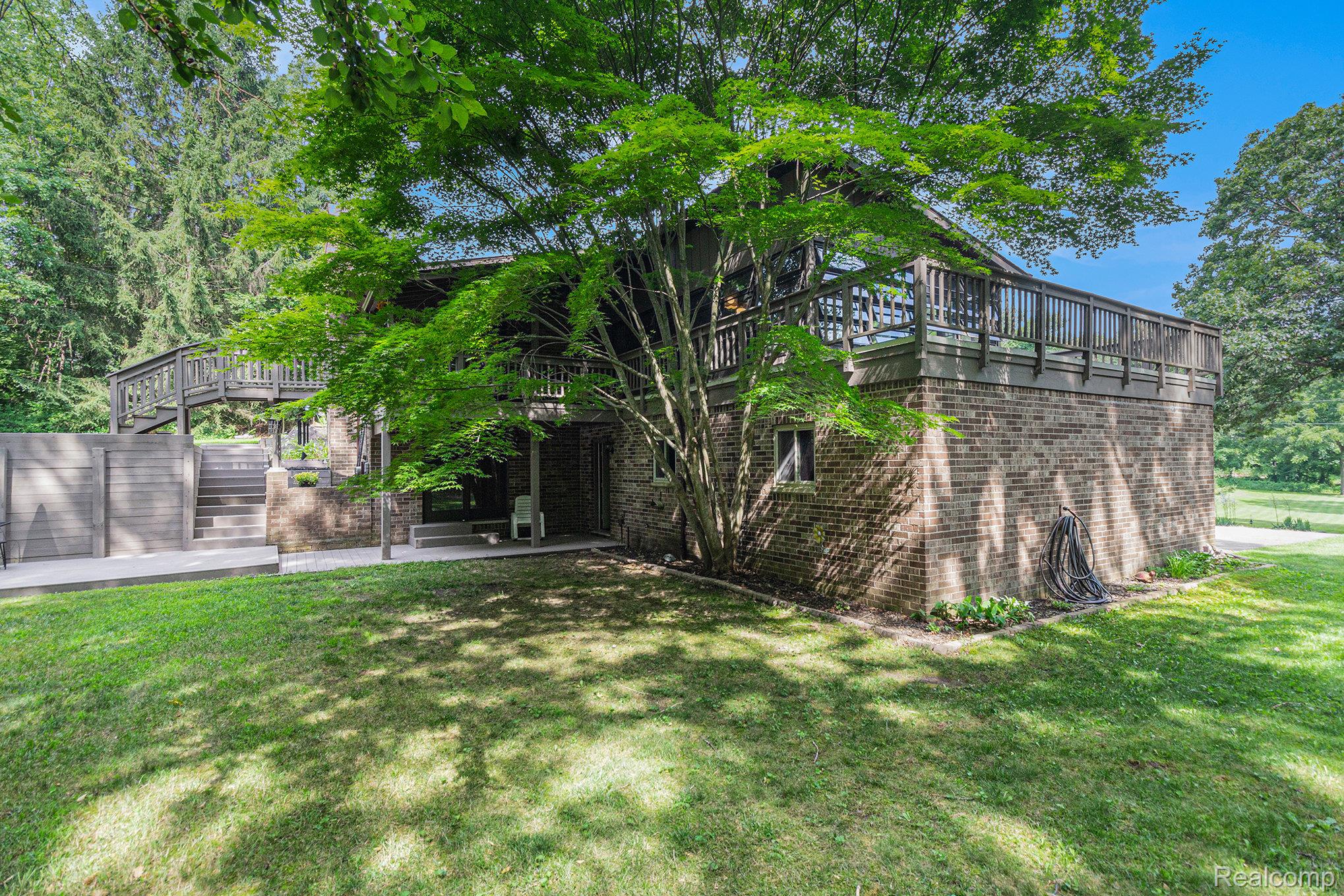 5311 Whipple Lake Road