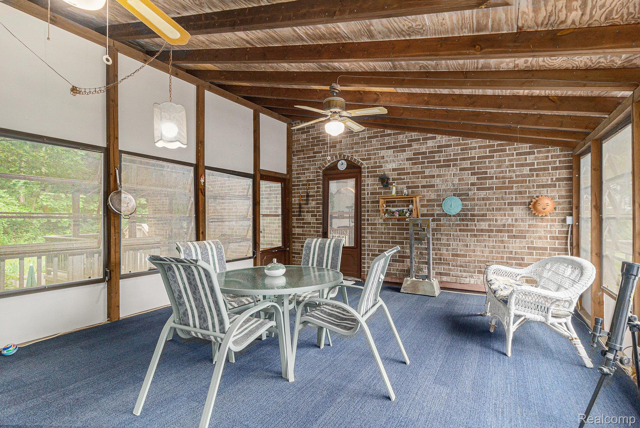 5311 Whipple Lake Road