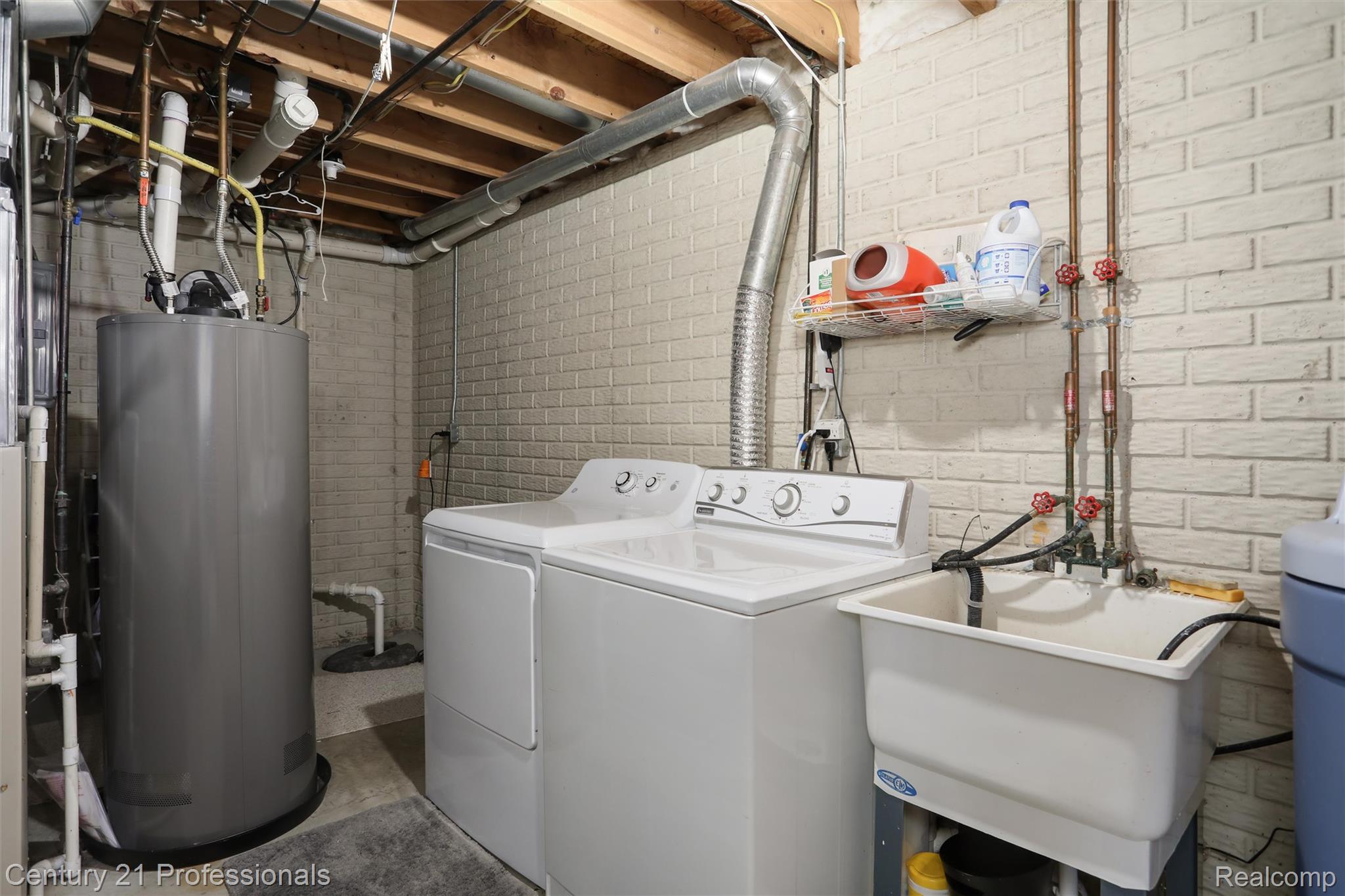 1230 Sherwood Forest Court