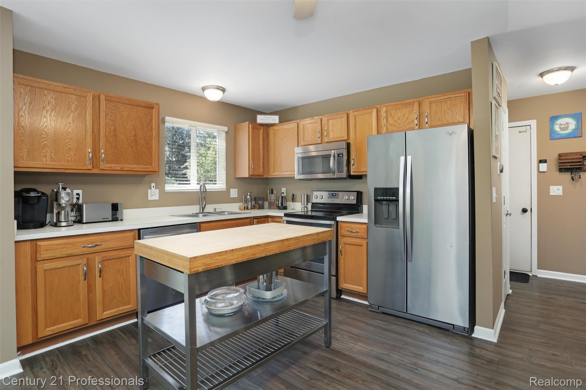 1230 Sherwood Forest Court