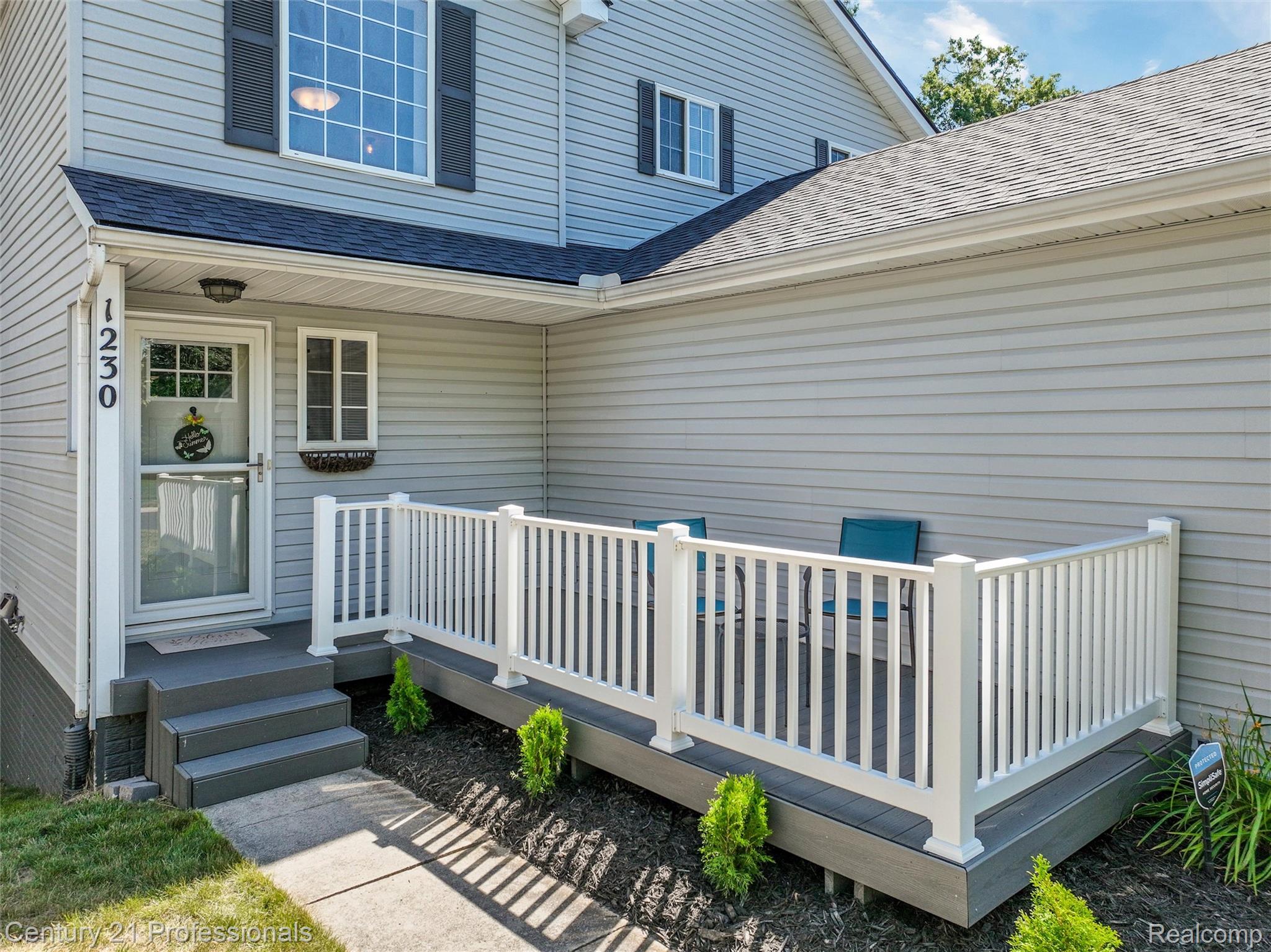 1230 Sherwood Forest Court