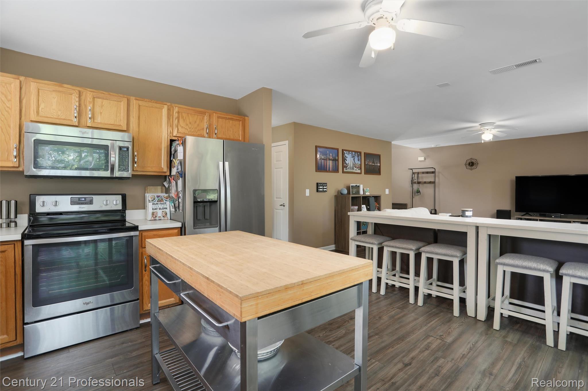 1230 Sherwood Forest Court