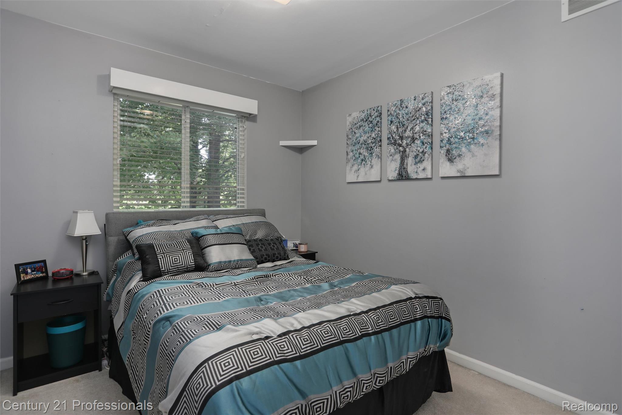 1230 Sherwood Forest Court