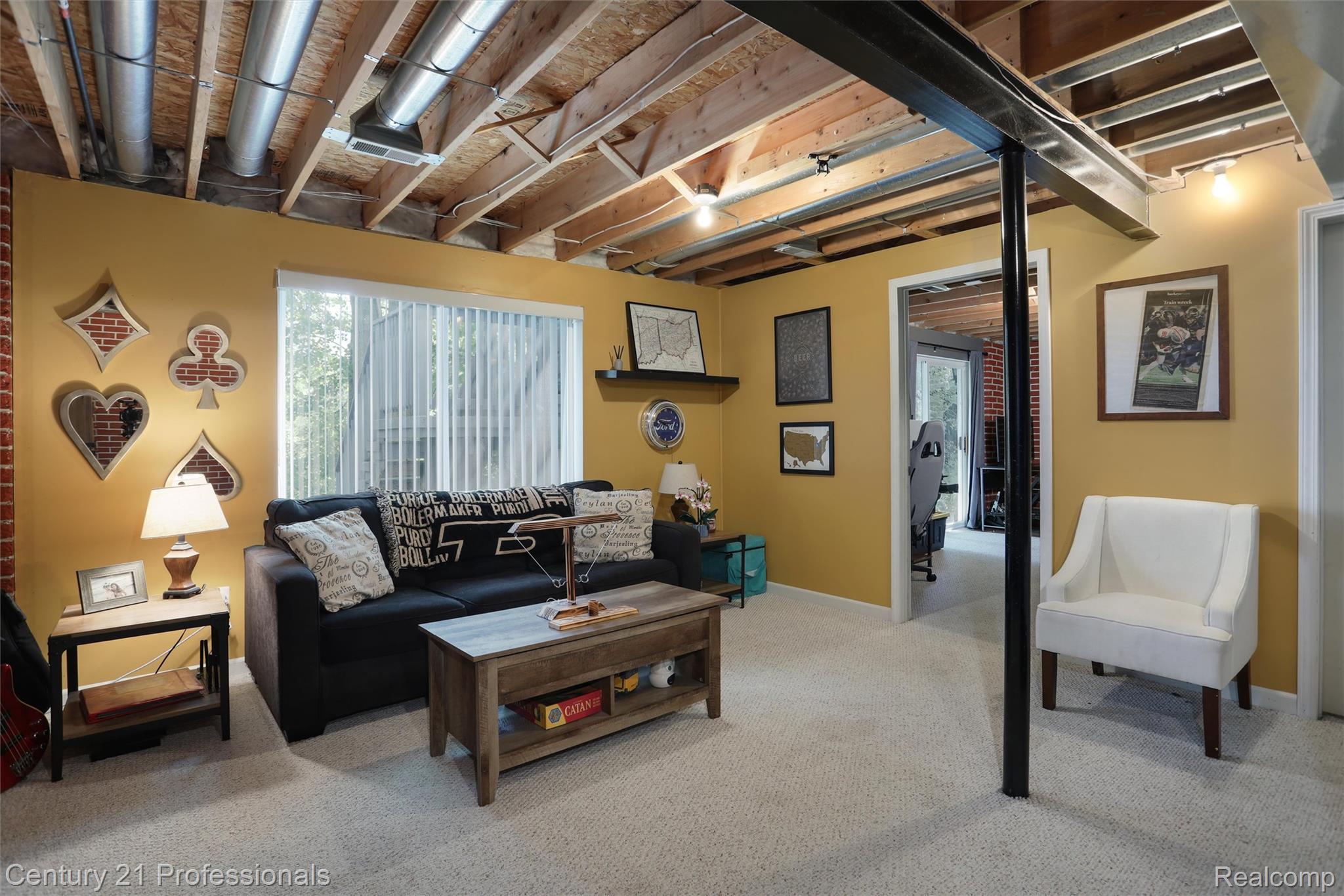 1230 Sherwood Forest Court