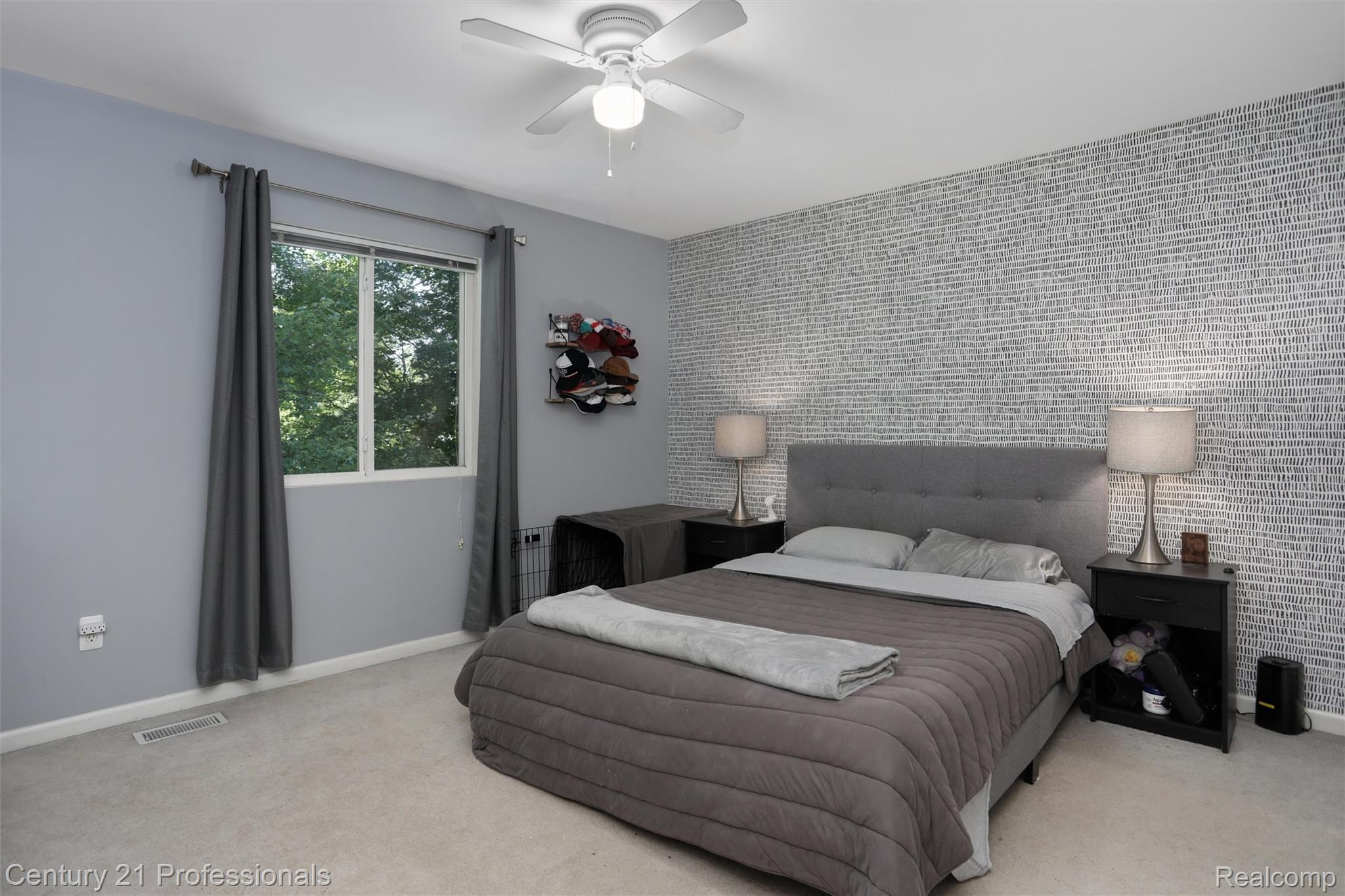 1230 Sherwood Forest Court