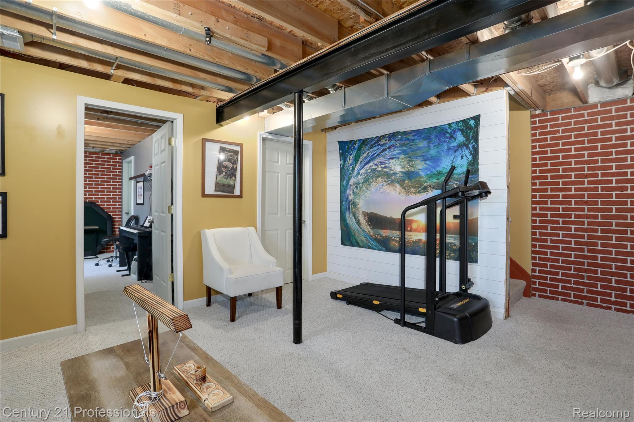 1230 Sherwood Forest Court