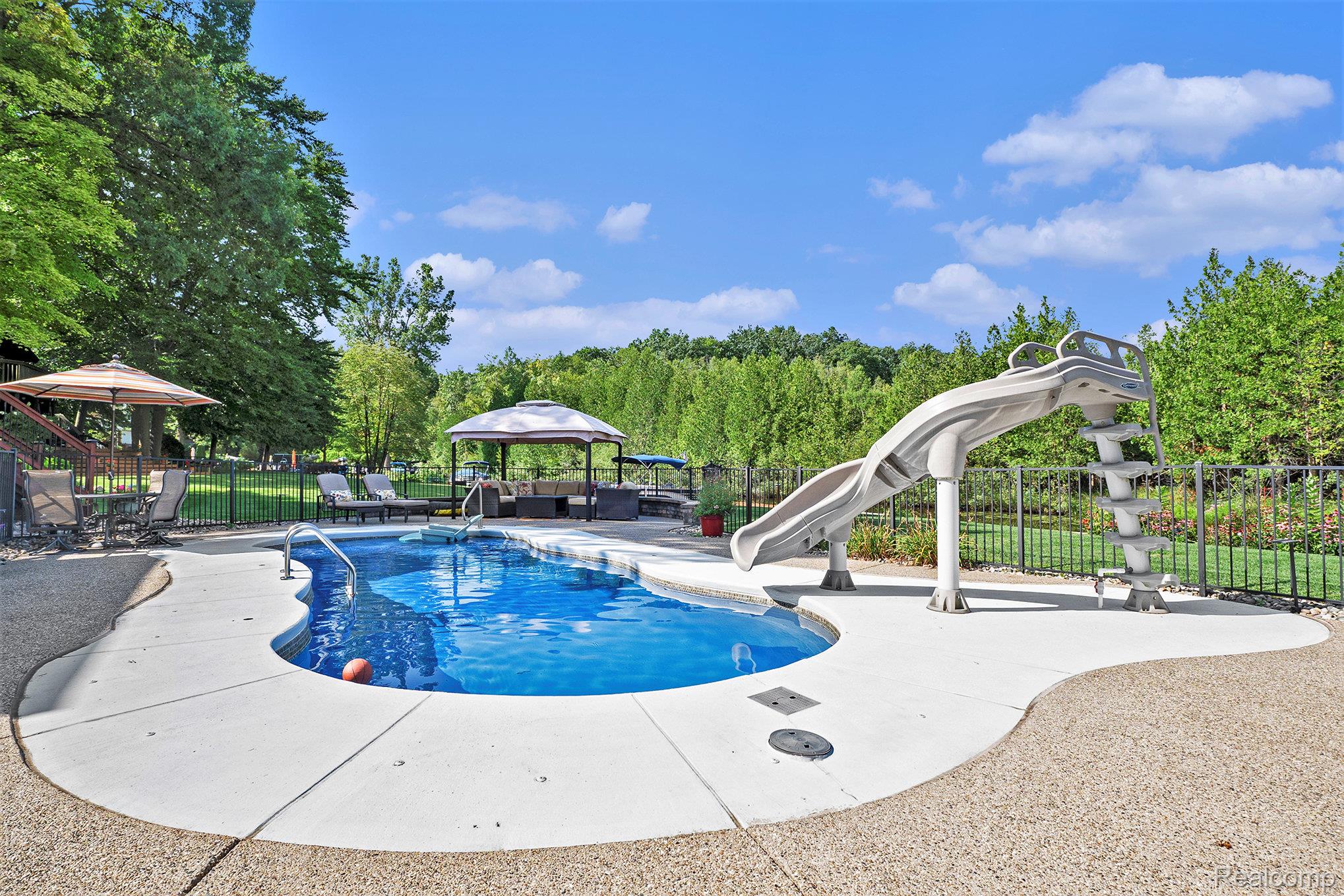 4973 Parview Drive