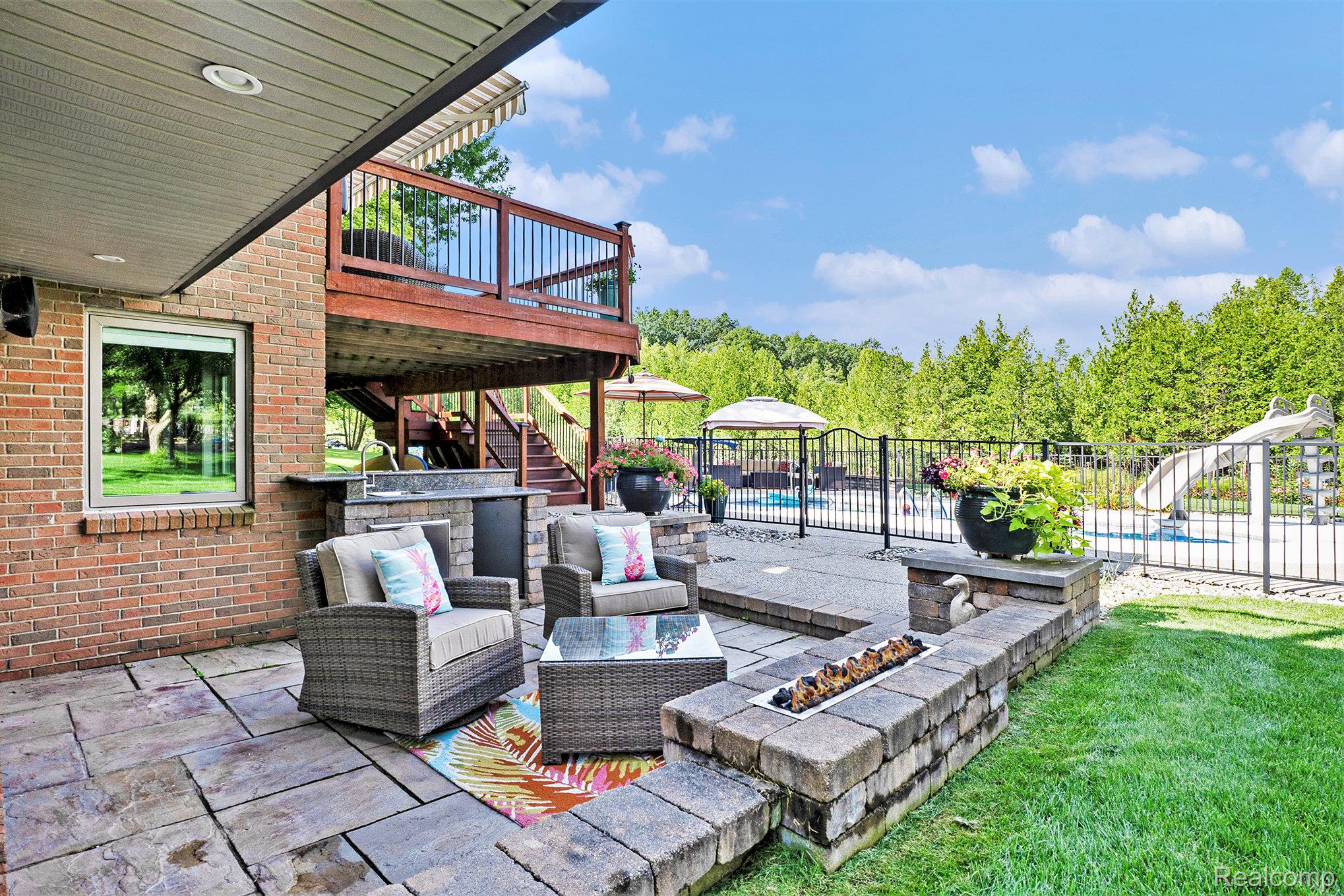 4973 Parview Drive