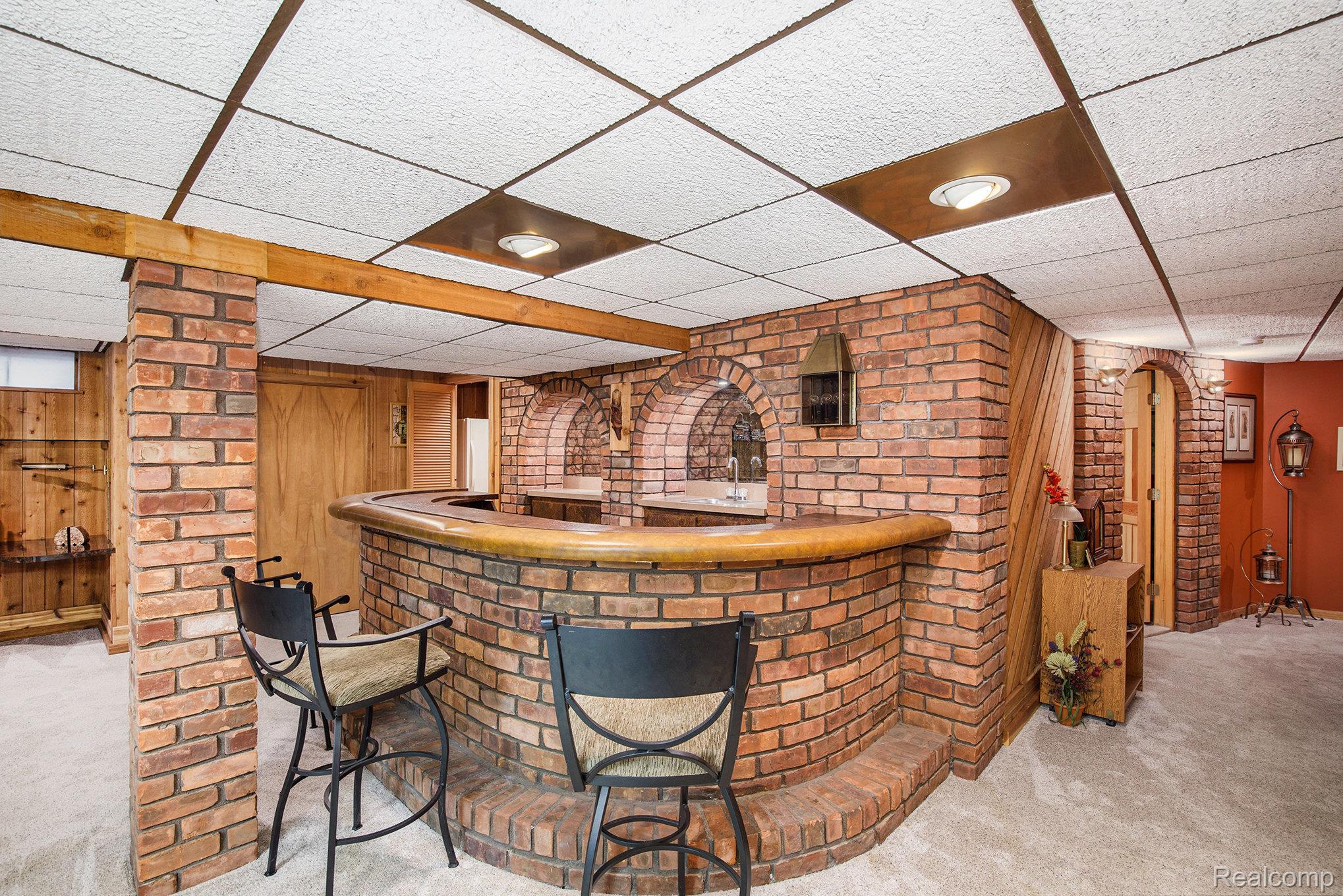 1181 Abseguami Trail