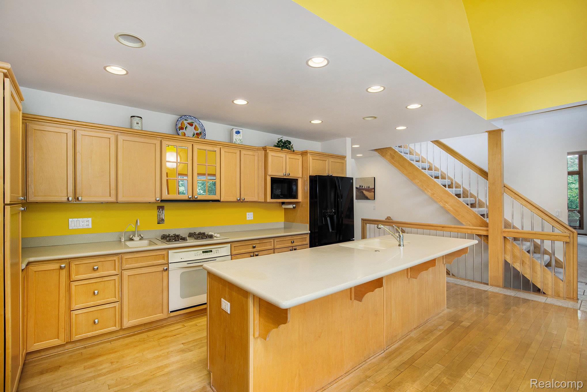 1181 Abseguami Trail