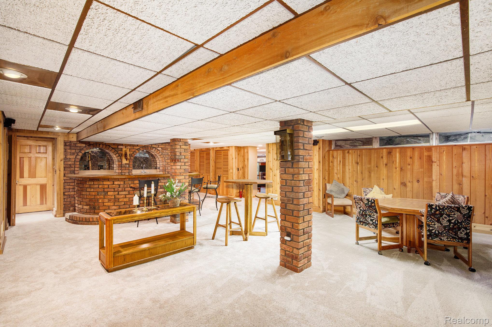1181 Abseguami Trail