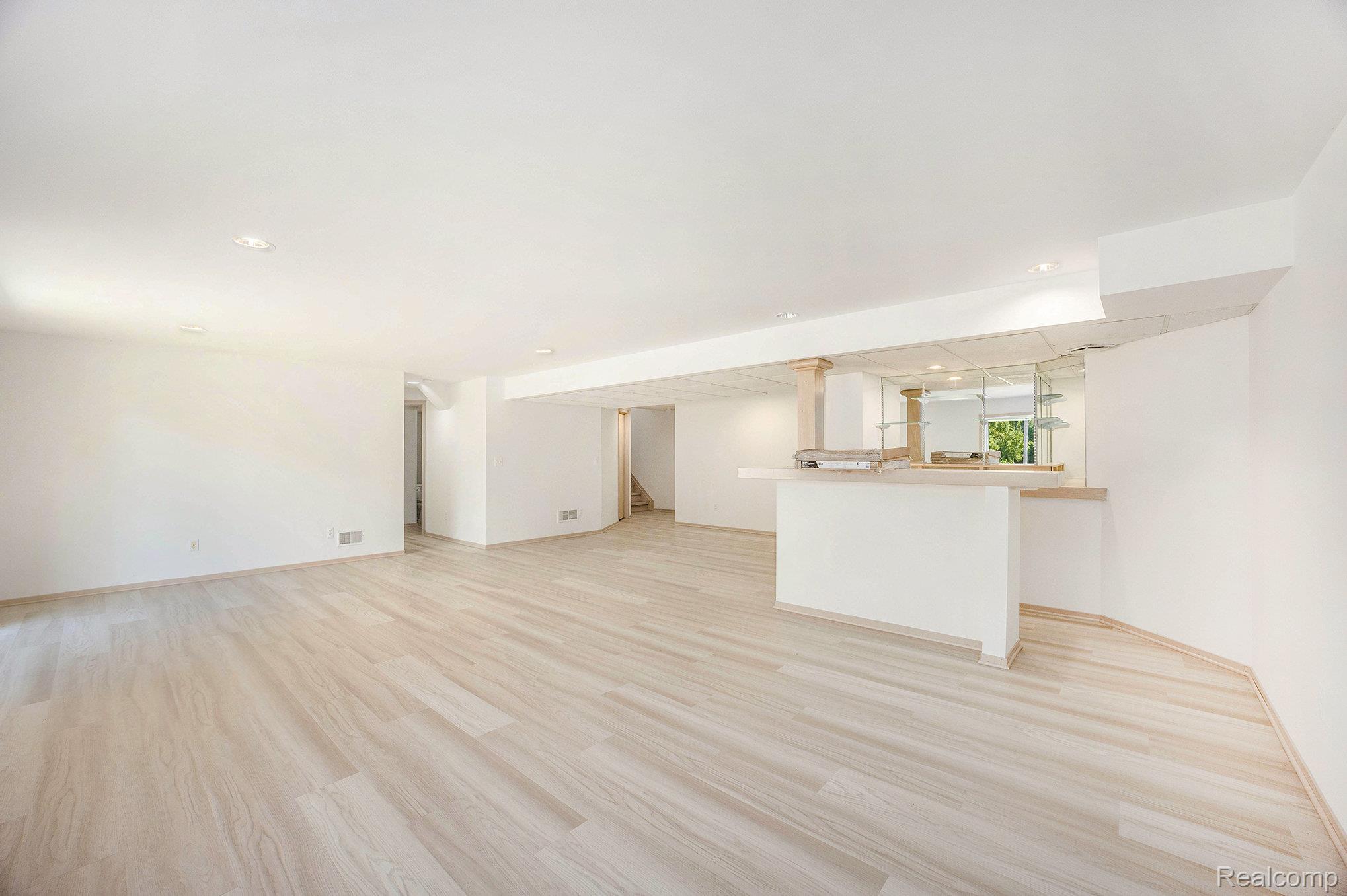 9243 Andersonville Road