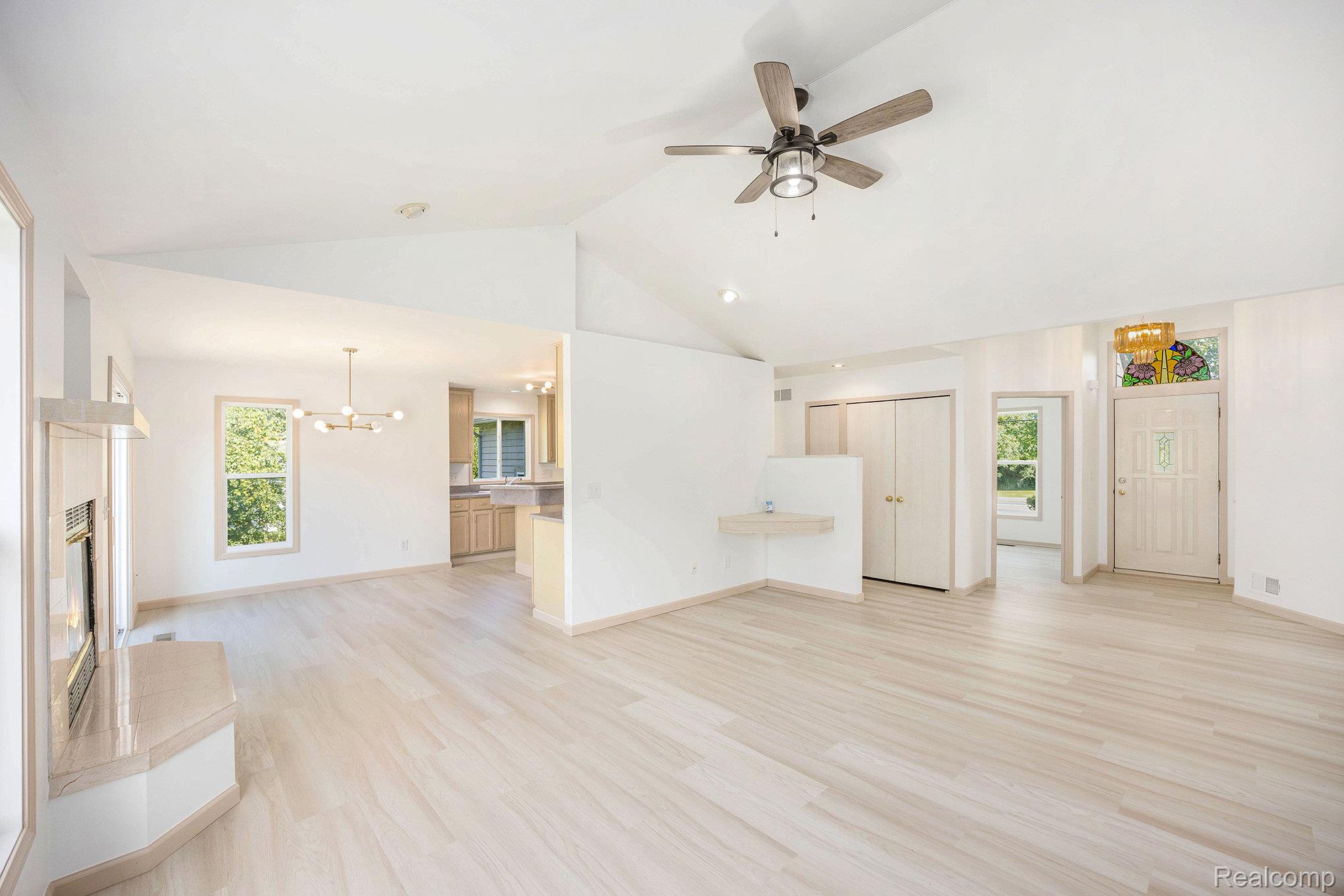 9243 Andersonville Road