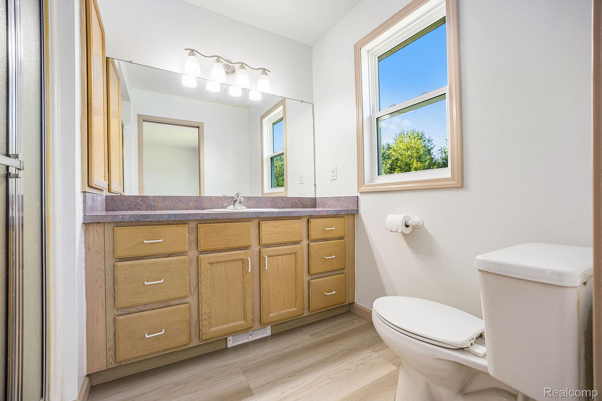 9243 Andersonville Road