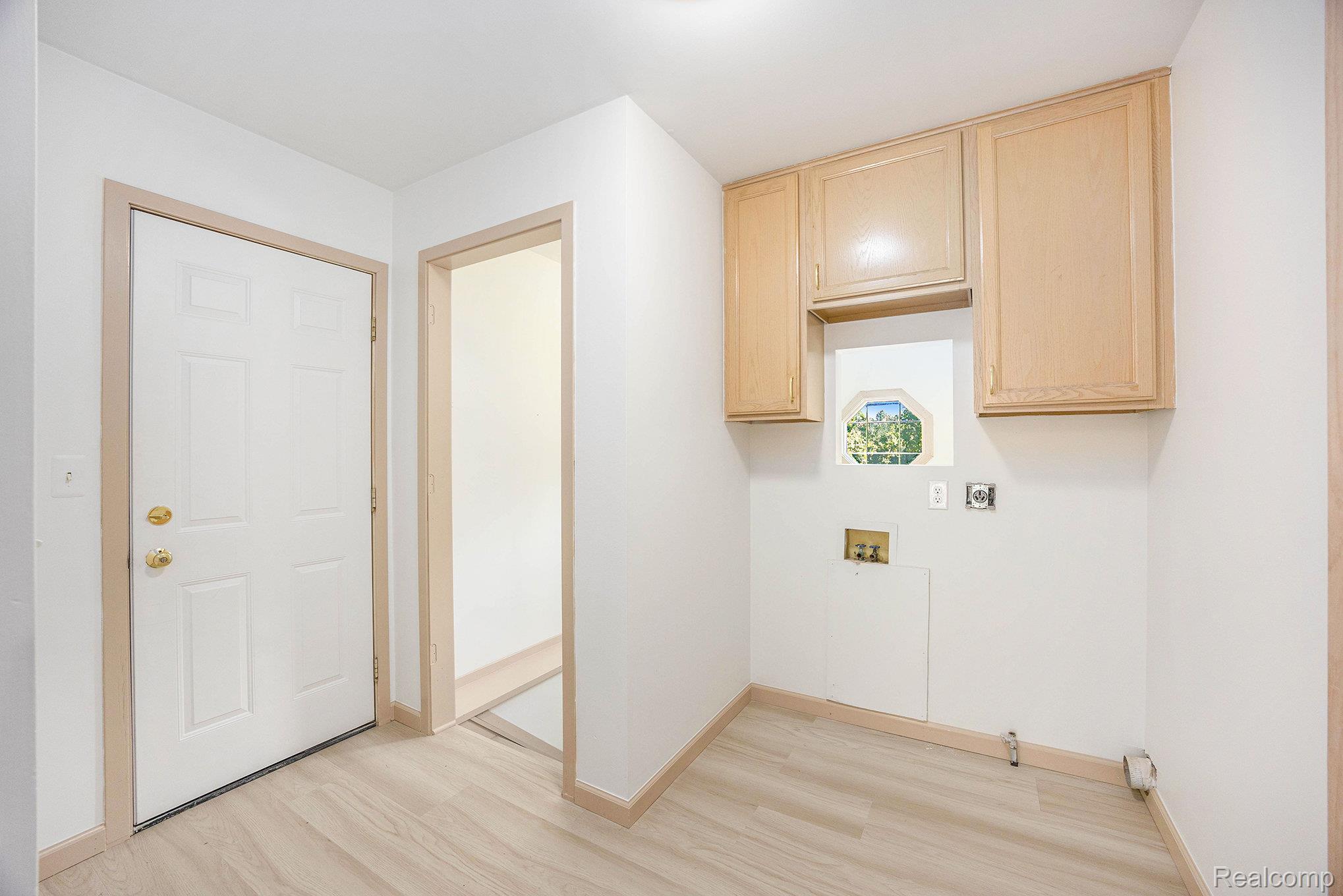 9243 Andersonville Road