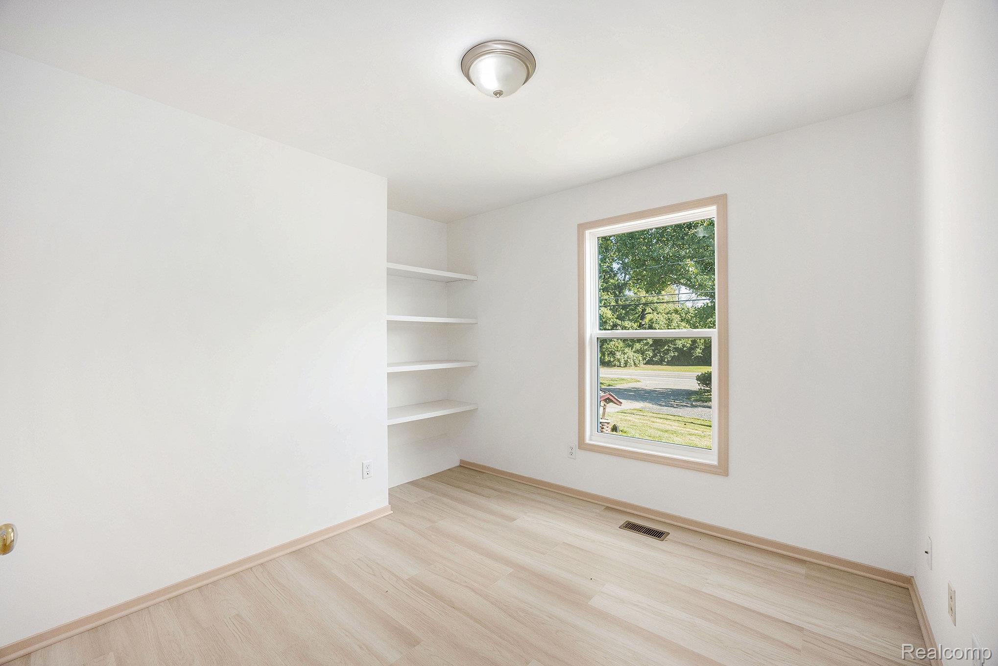 9243 Andersonville Road