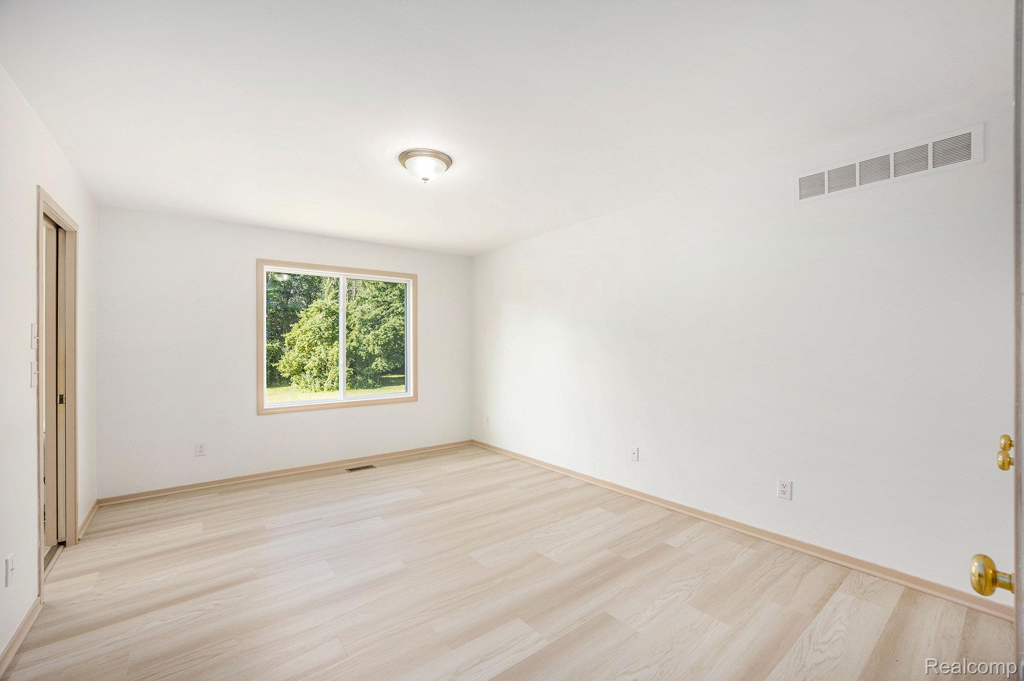 9243 Andersonville Road