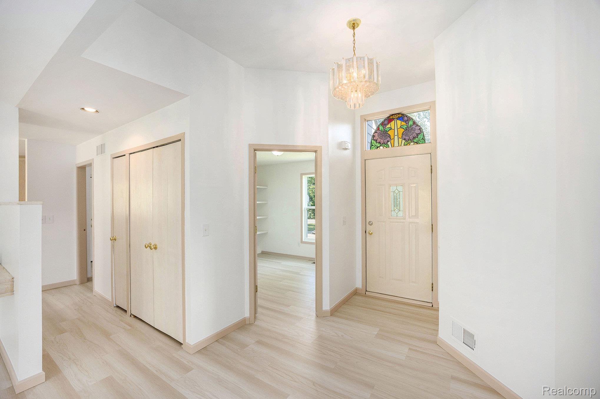 9243 Andersonville Road
