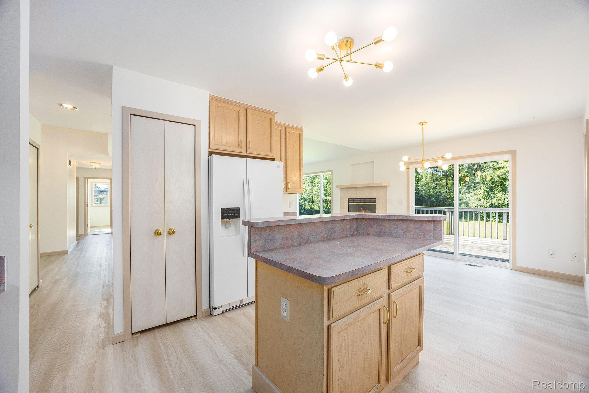 9243 Andersonville Road