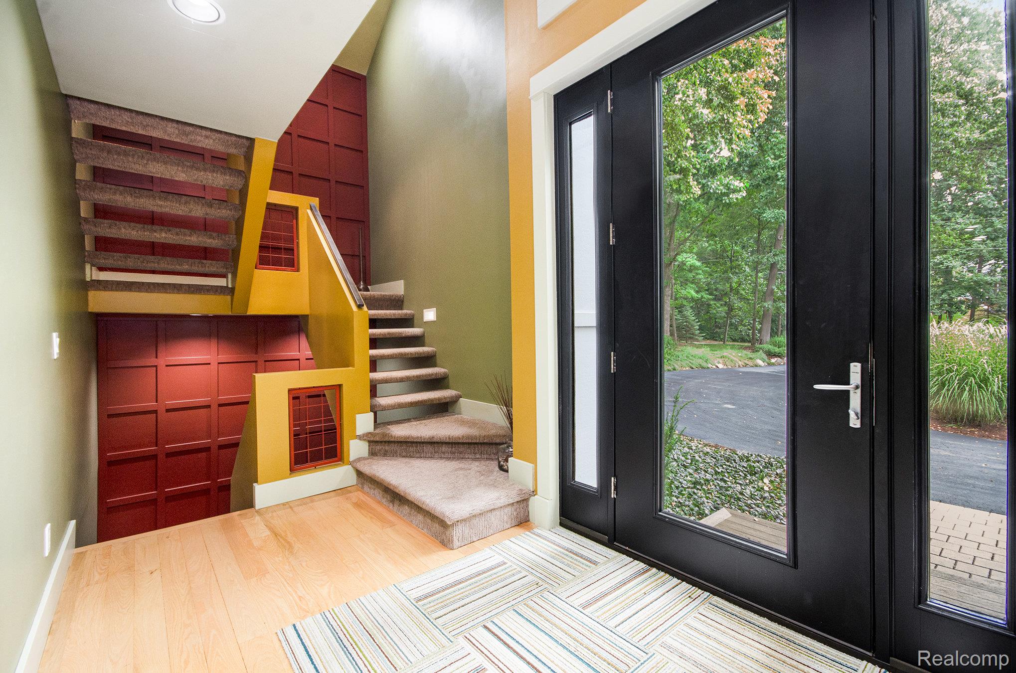 5751 Dora Lane