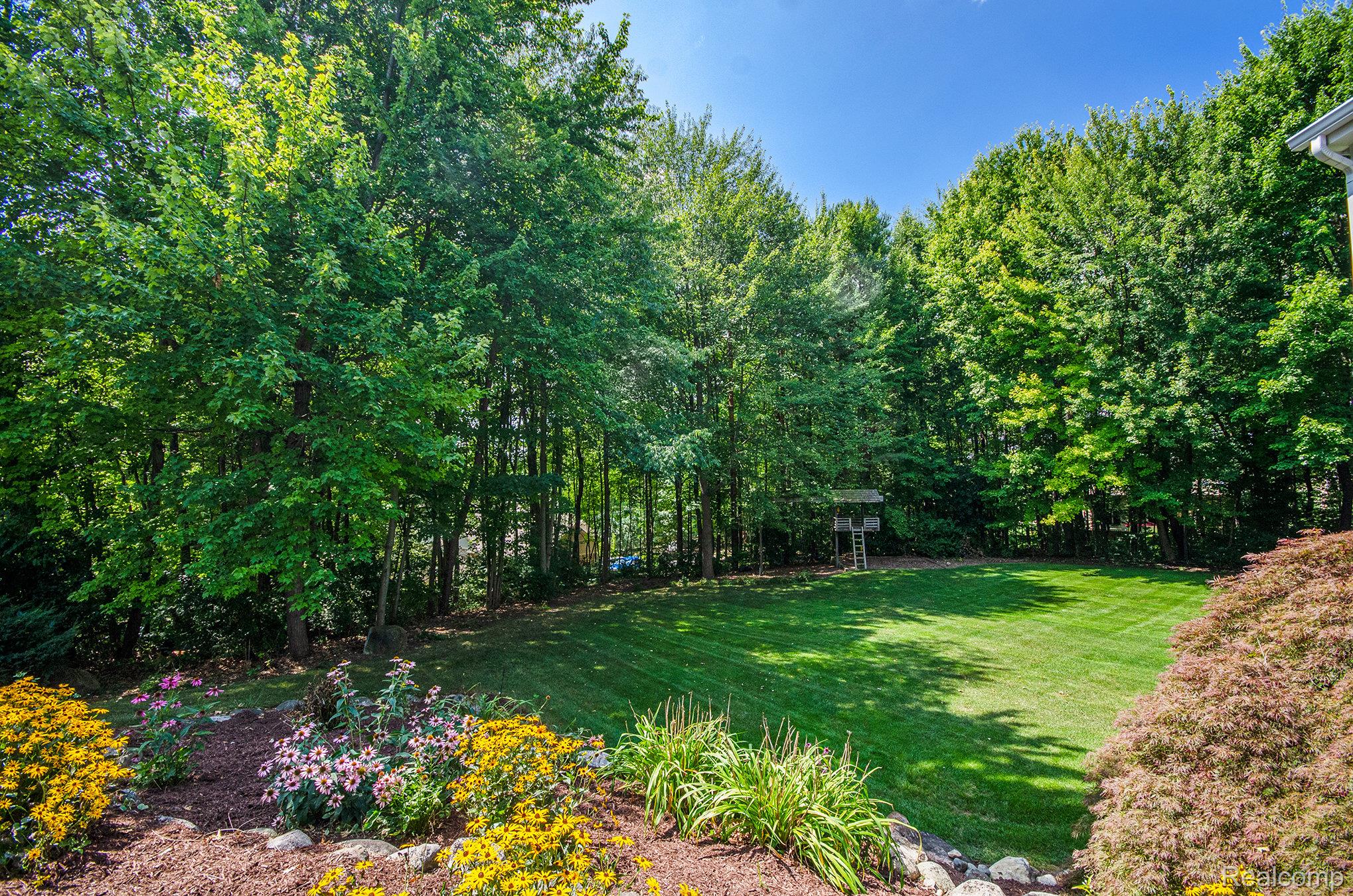 5751 Dora Lane