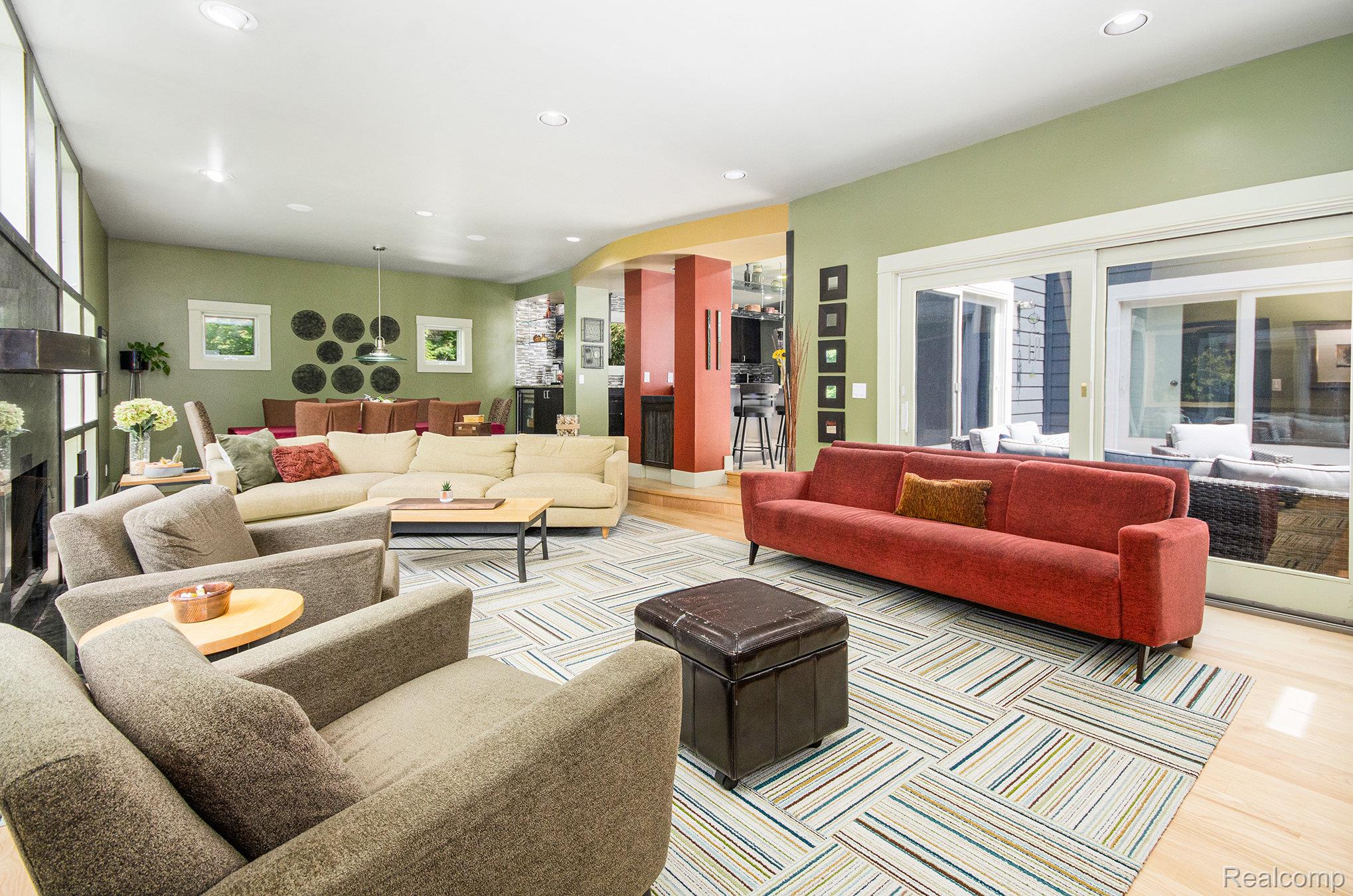 5751 Dora Lane