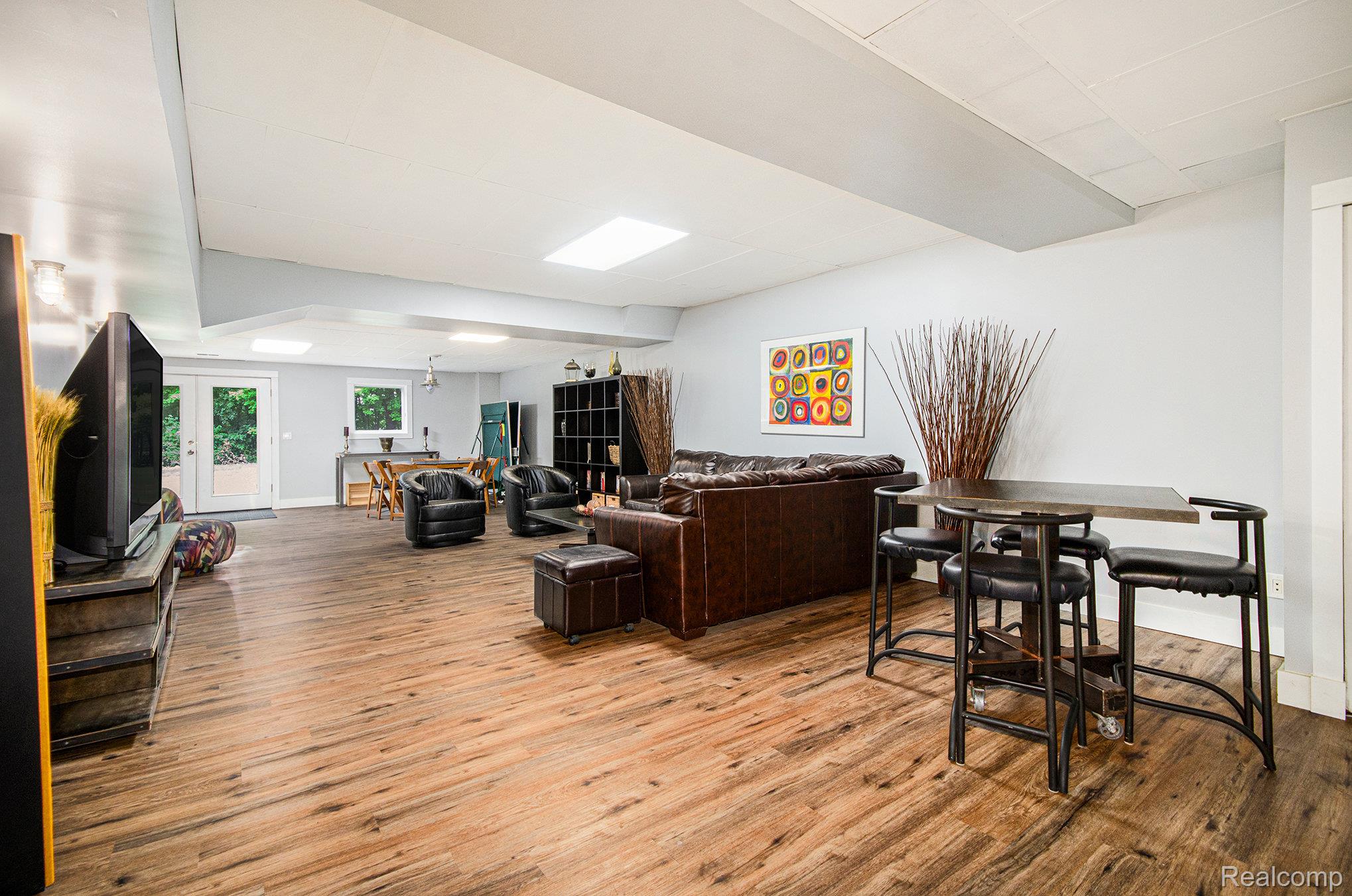 5751 Dora Lane