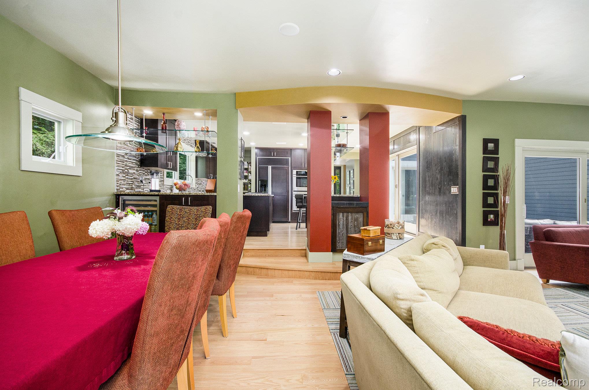5751 Dora Lane