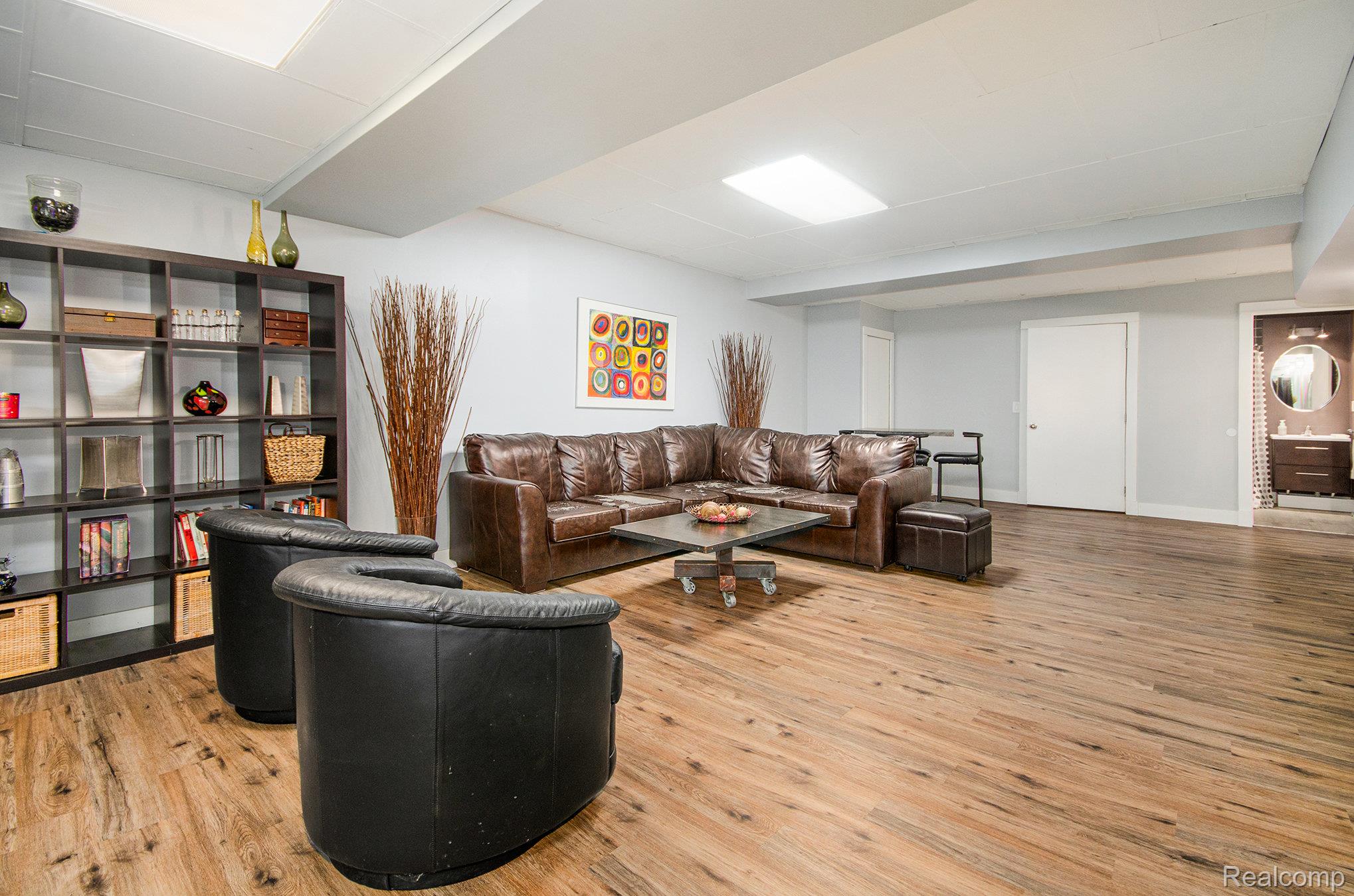 5751 Dora Lane