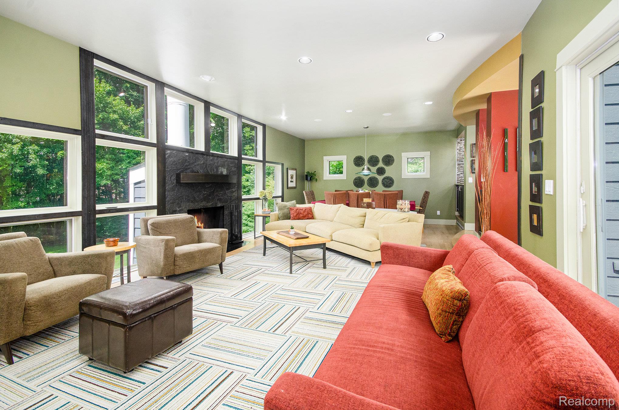 5751 Dora Lane